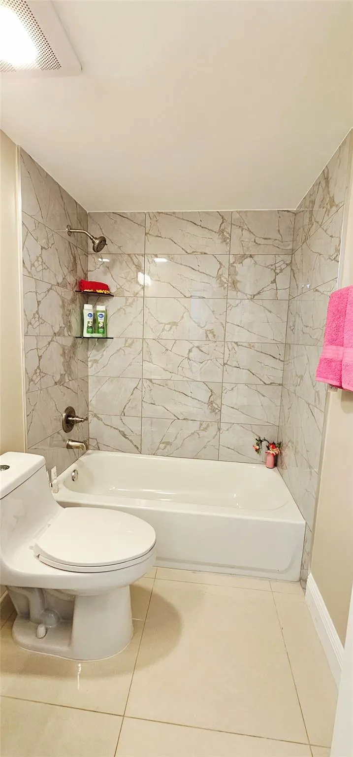 3650 N 56th Avenue, #501
