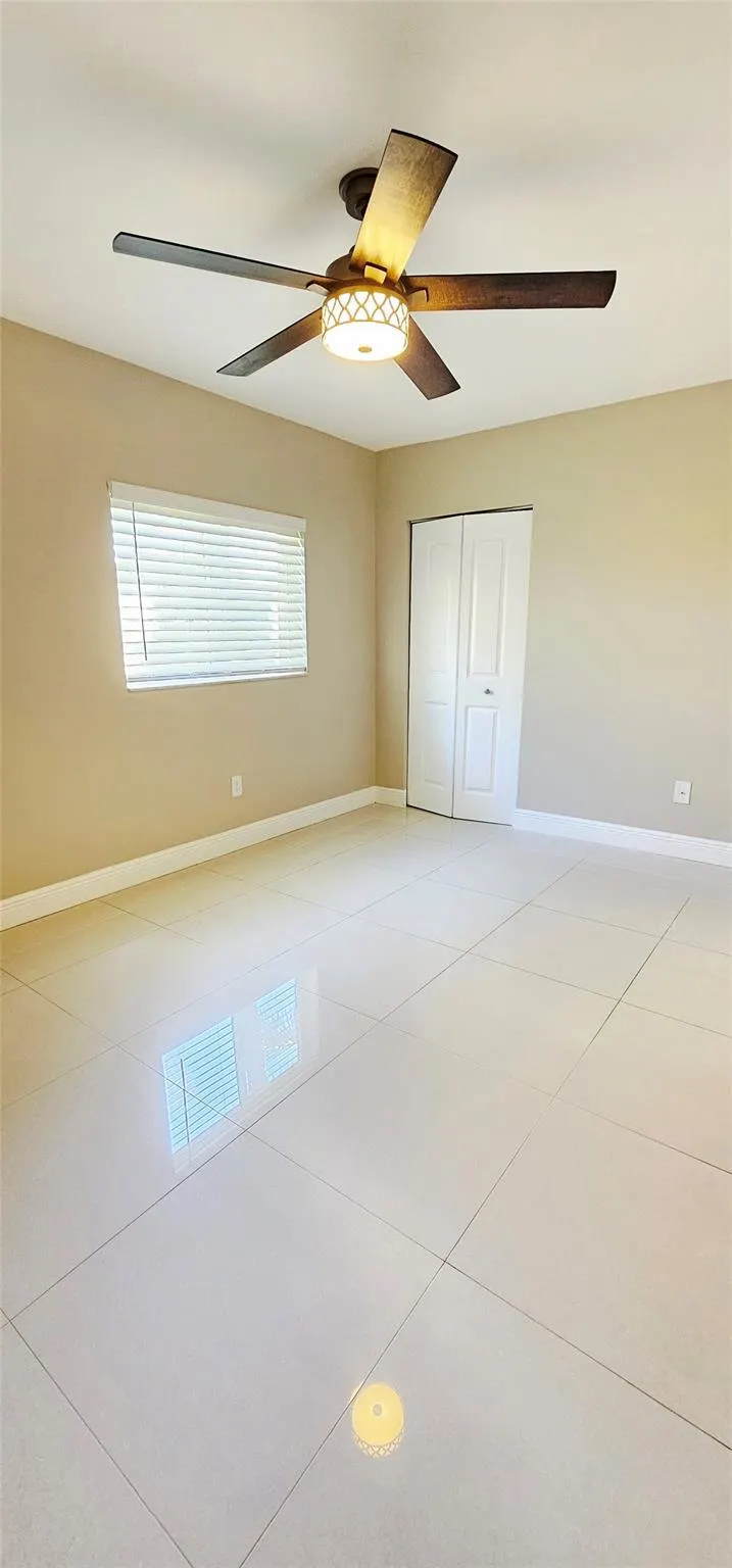 3650 N 56th Avenue, #501