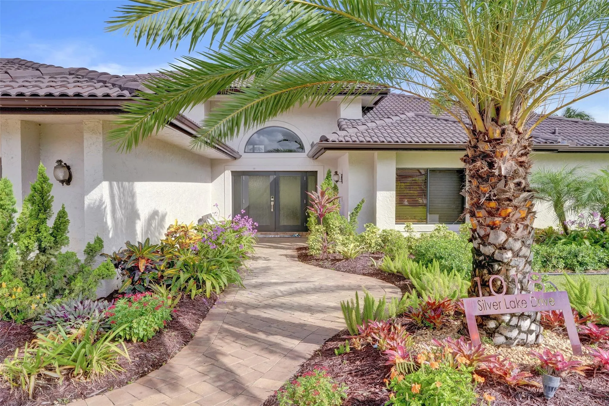 10181 Silver Lake Dr
