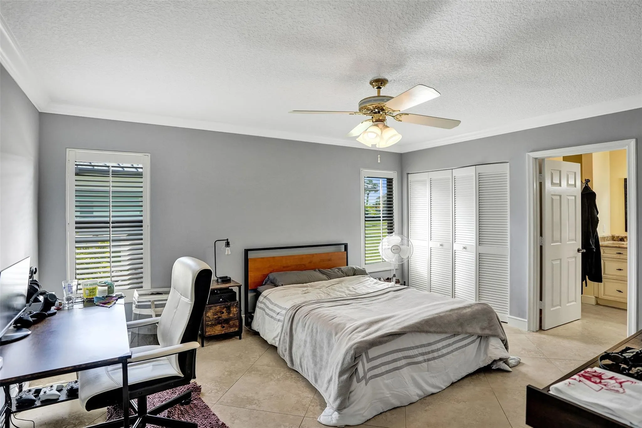 10181 Silver Lake Dr