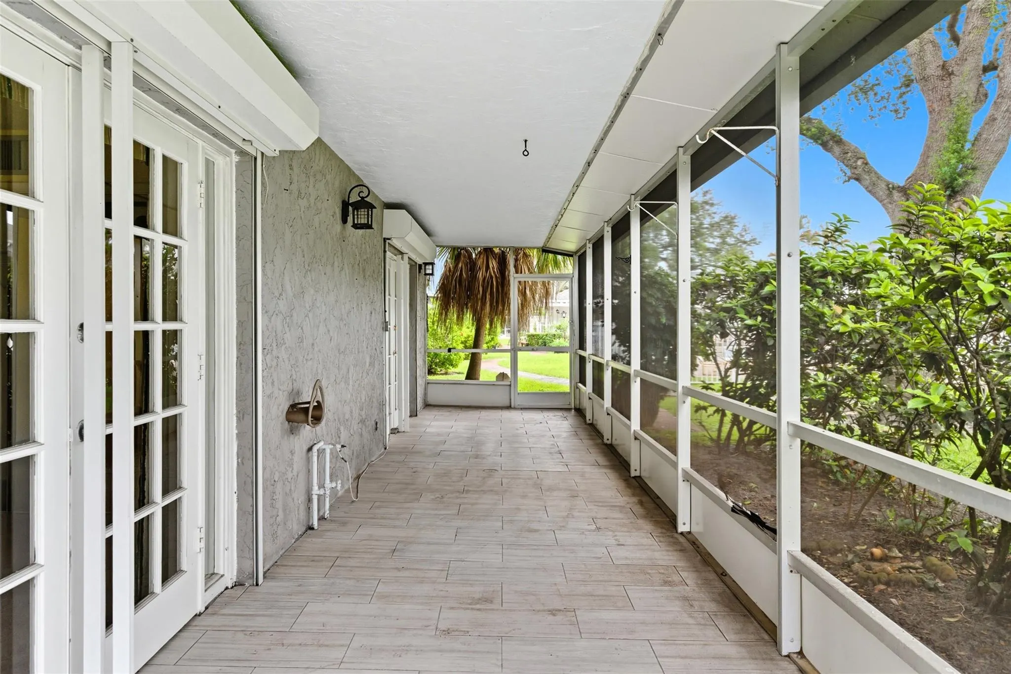 7556 Stirling Rd, #124
