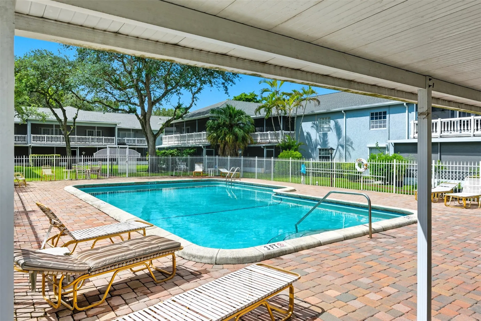 7556 Stirling Rd, #124