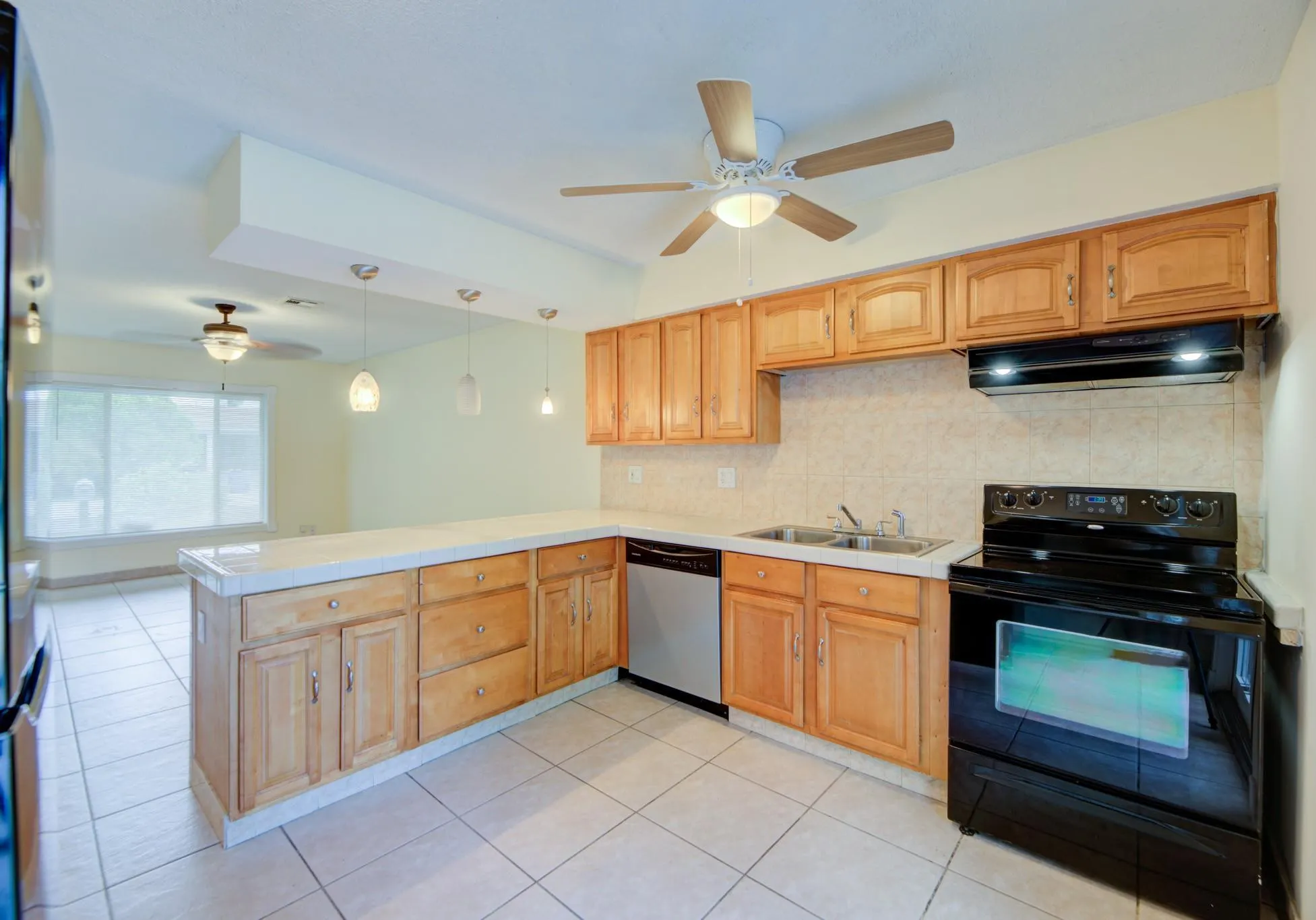 4500 NE 15th Ave