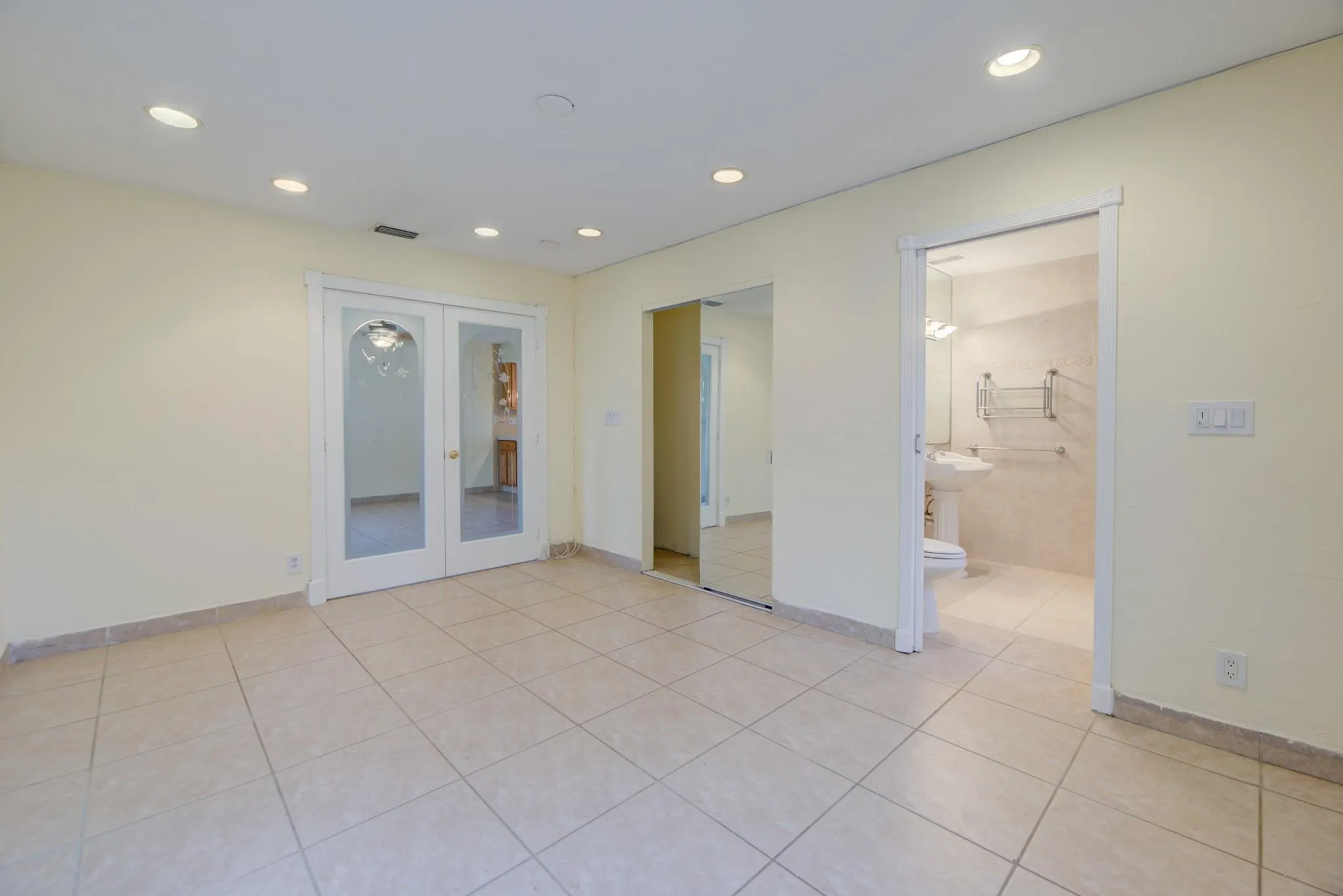 4500 NE 15th Ave