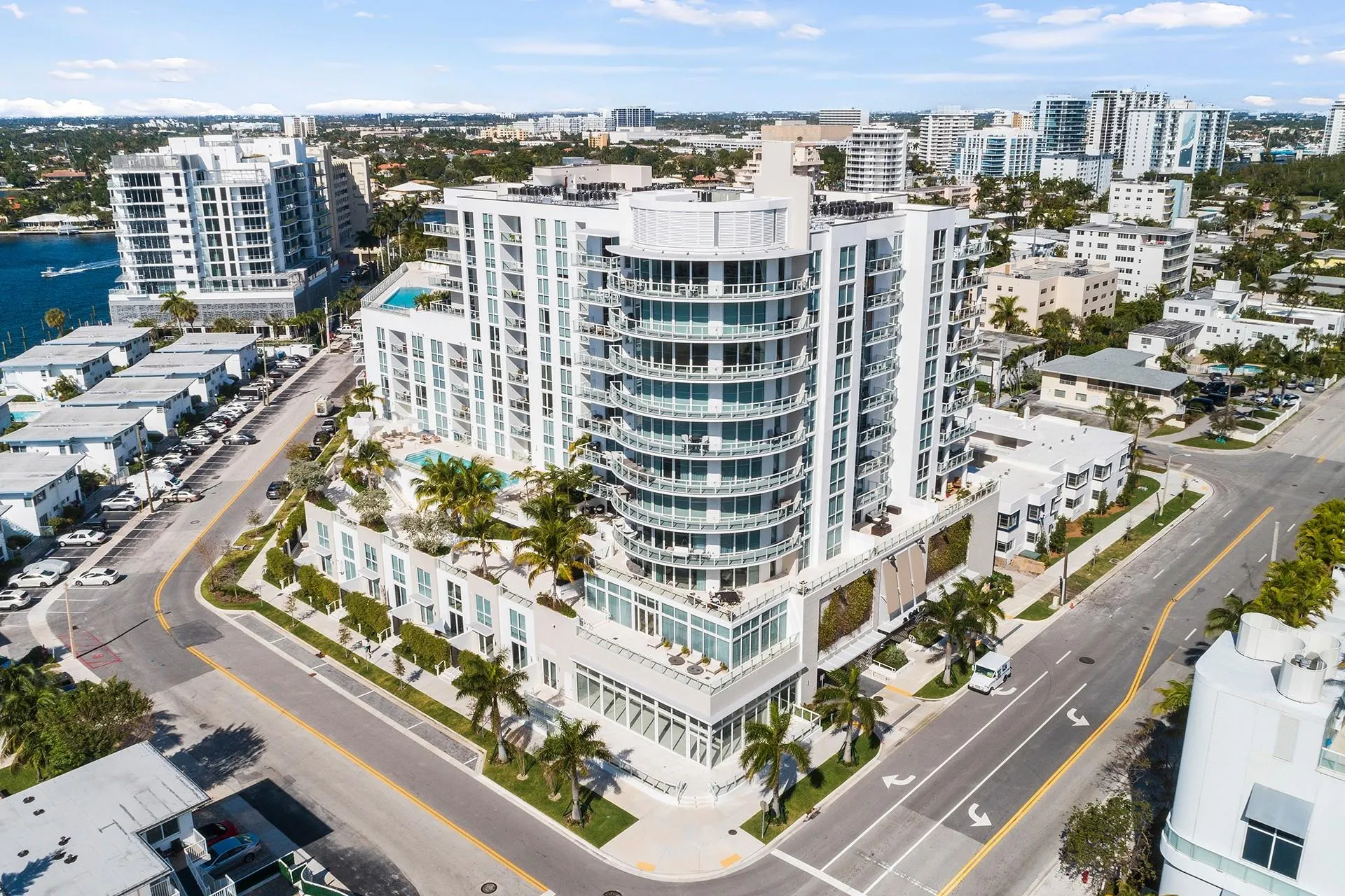 401 N Birch Road, #400