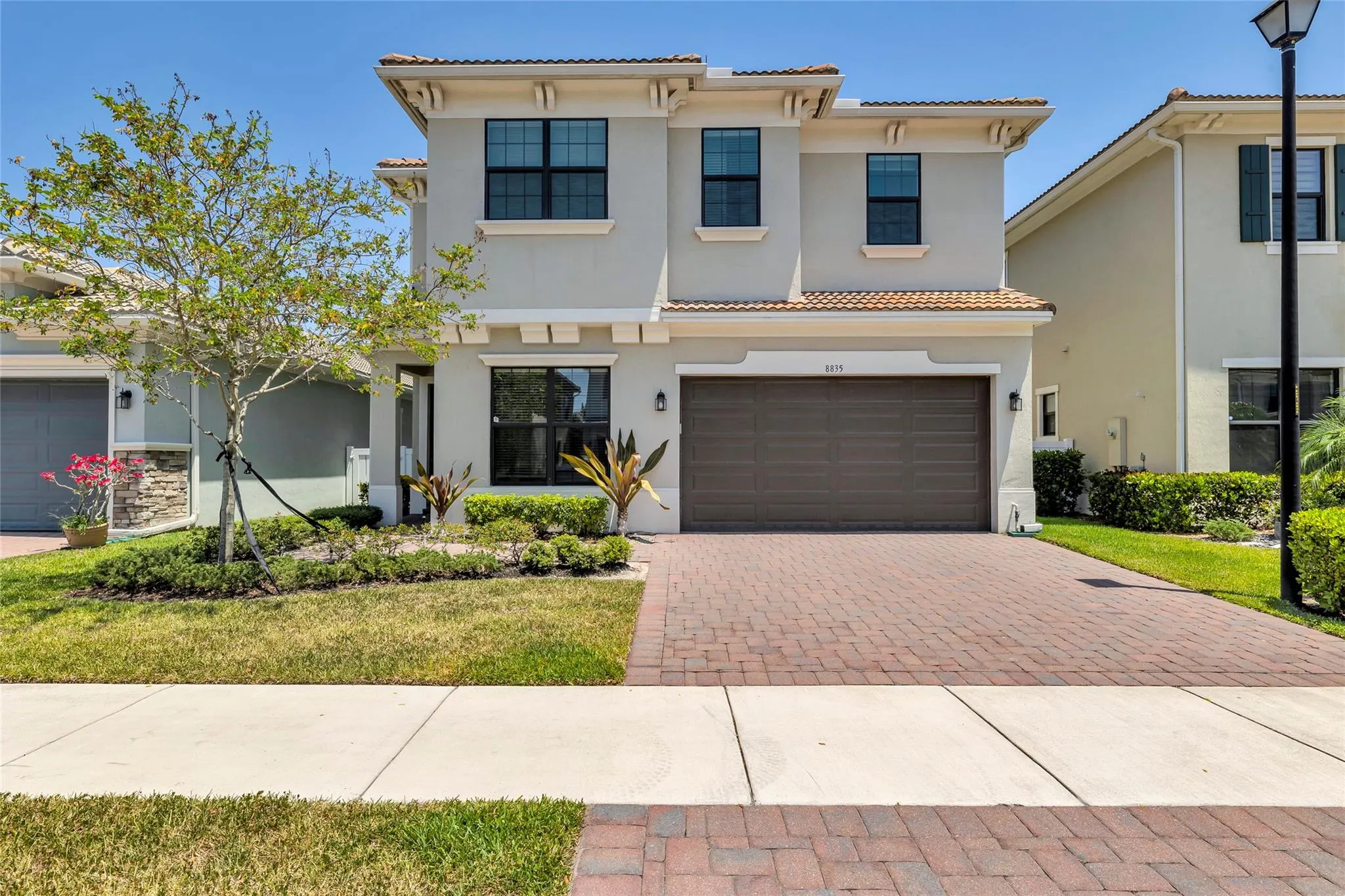 8835 NW 37th Dr