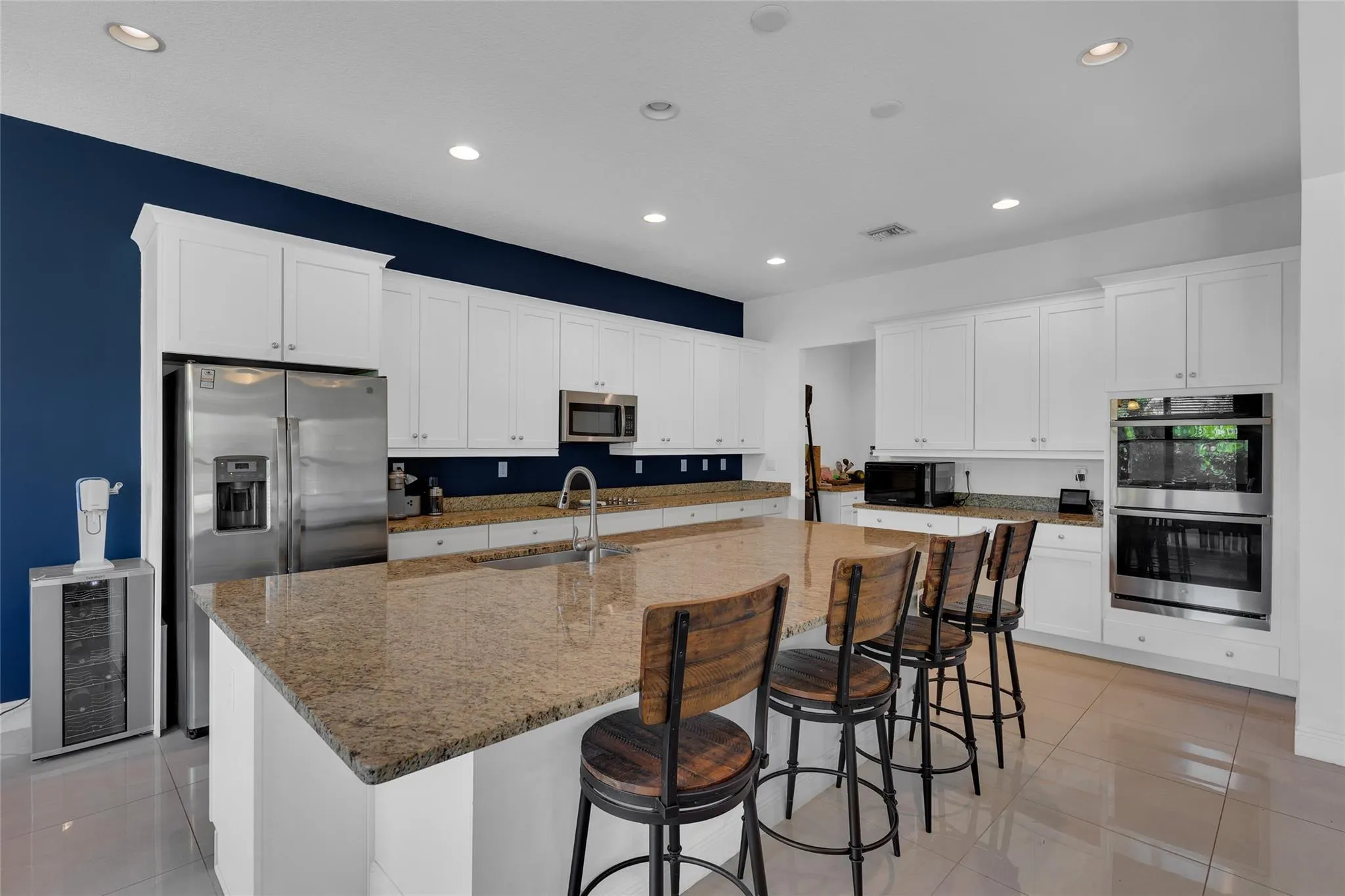 8835 NW 37th Dr