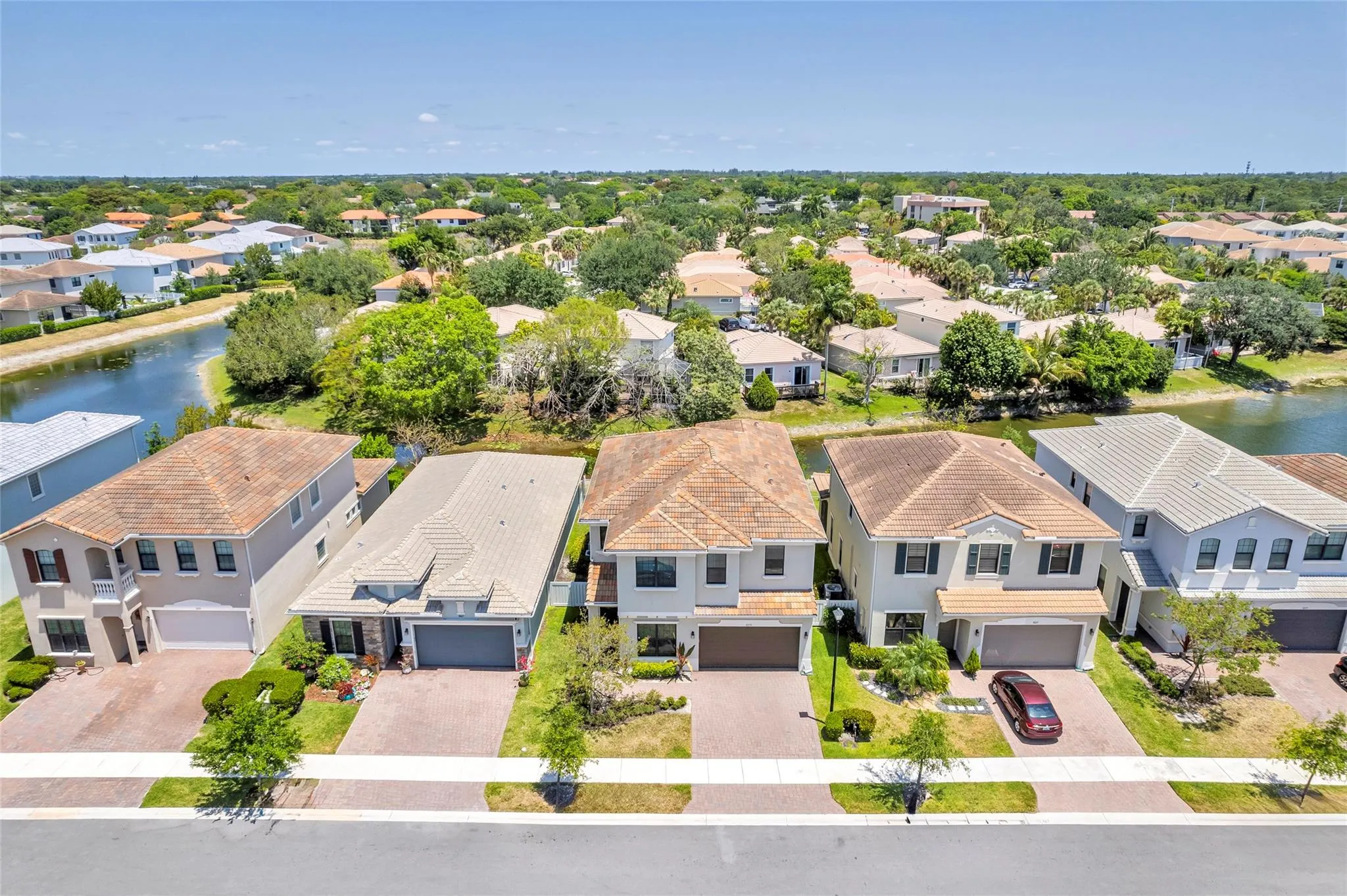 8835 NW 37th Dr