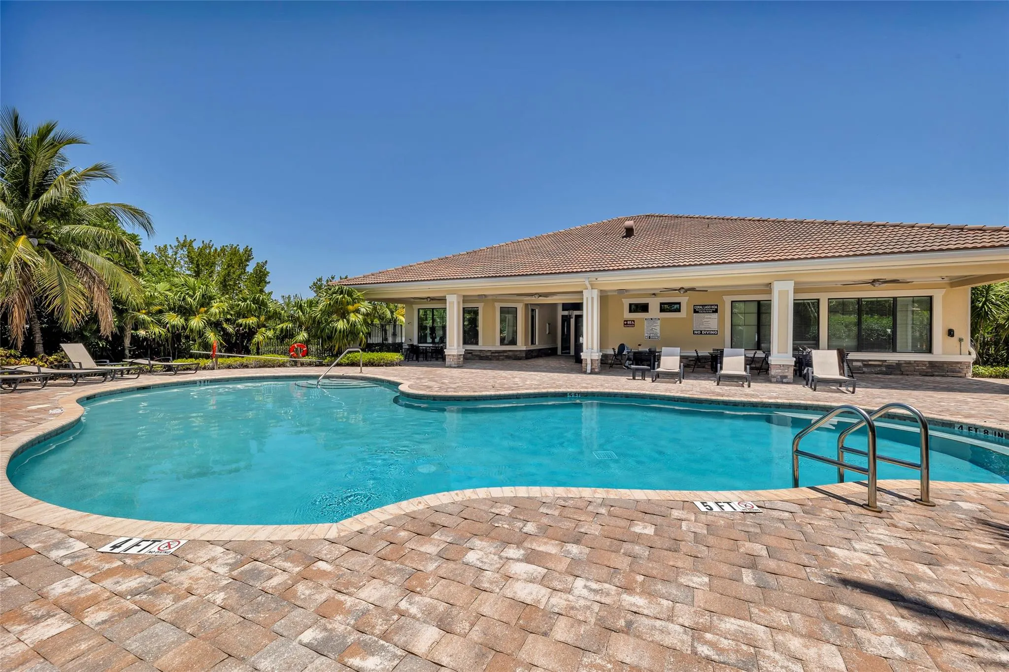 8835 NW 37th Dr