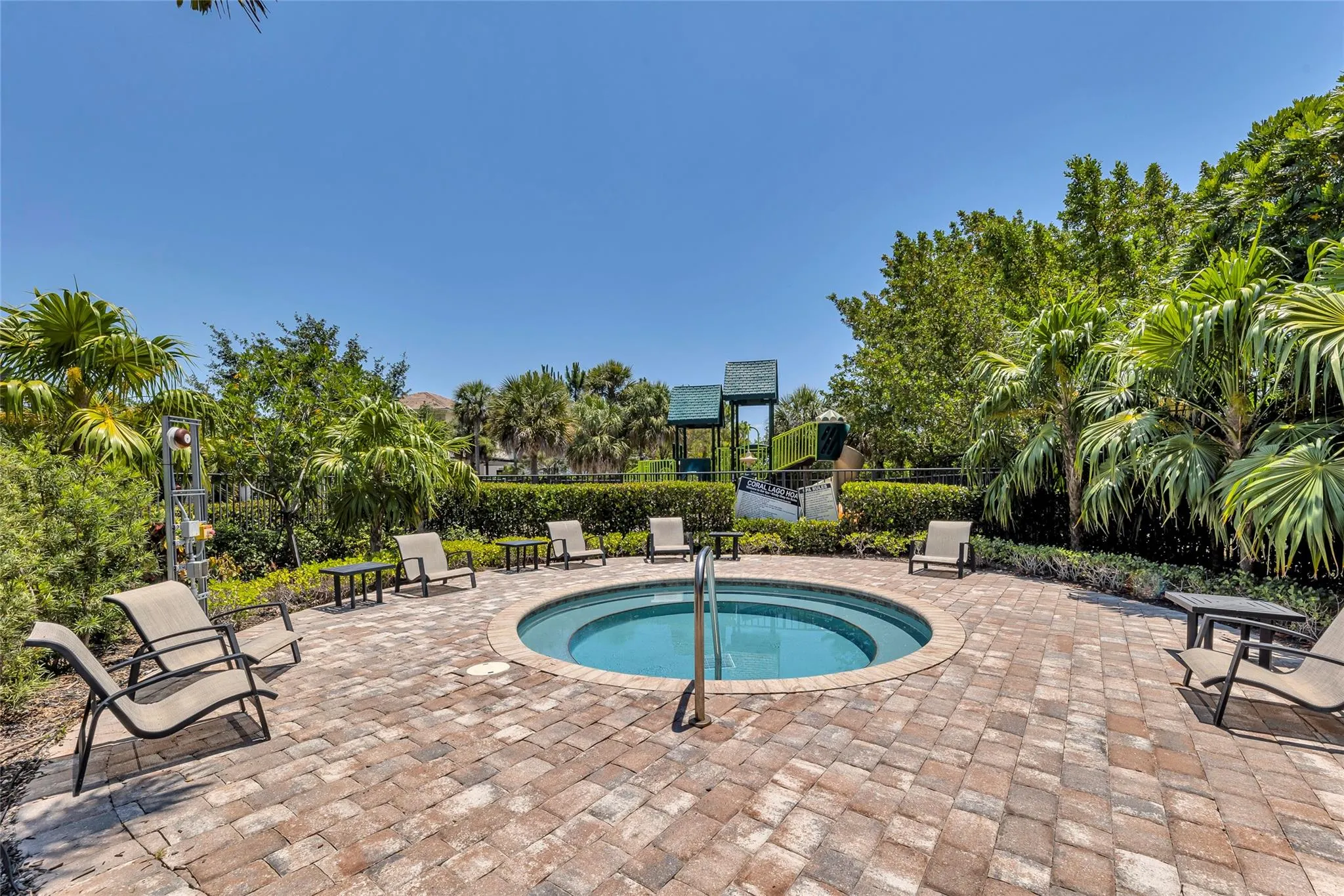 8835 NW 37th Dr