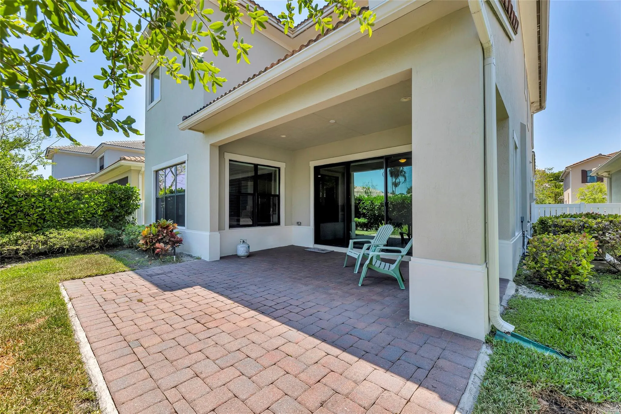 8835 NW 37th Dr
