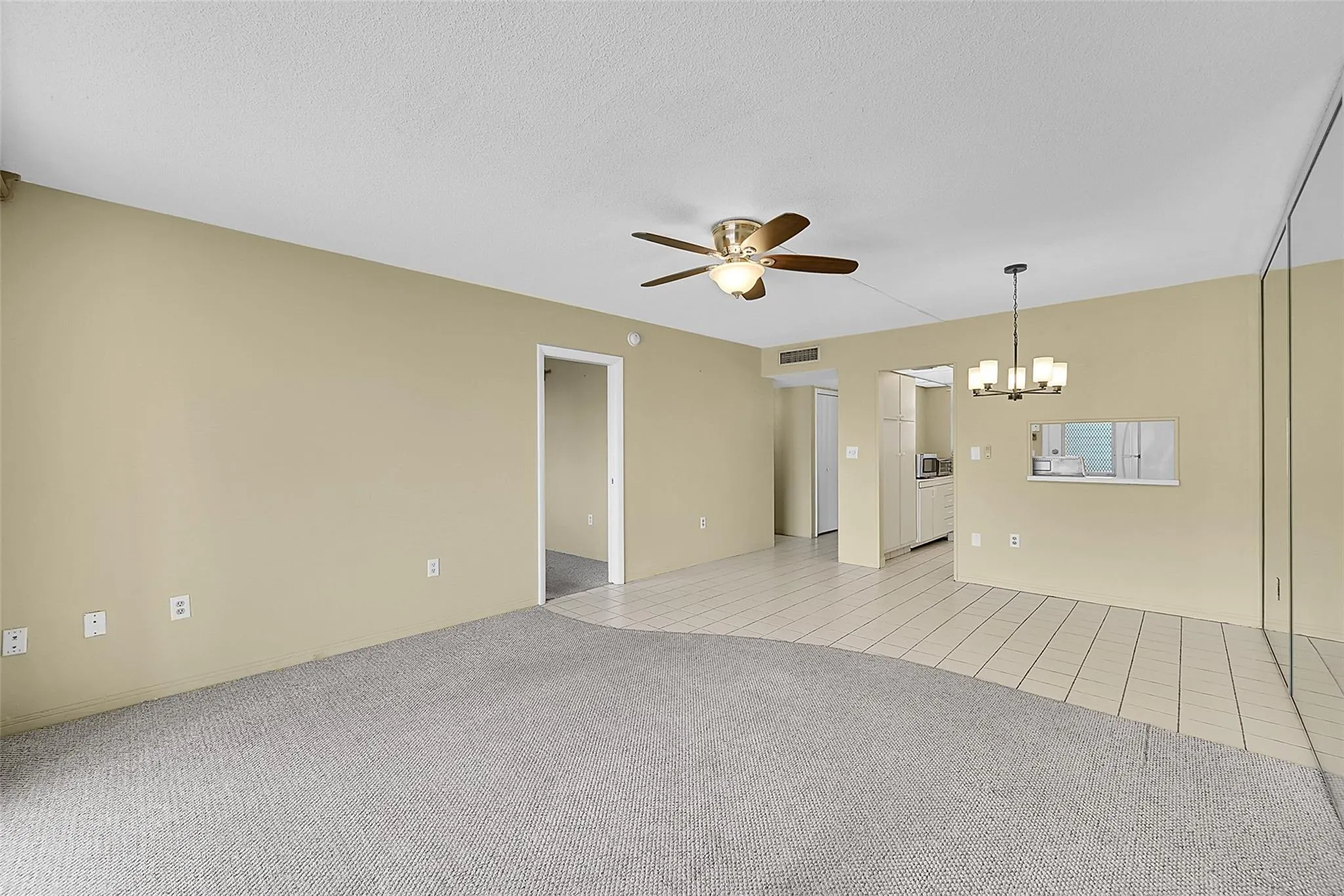 2859 Leonard Dr, #G210