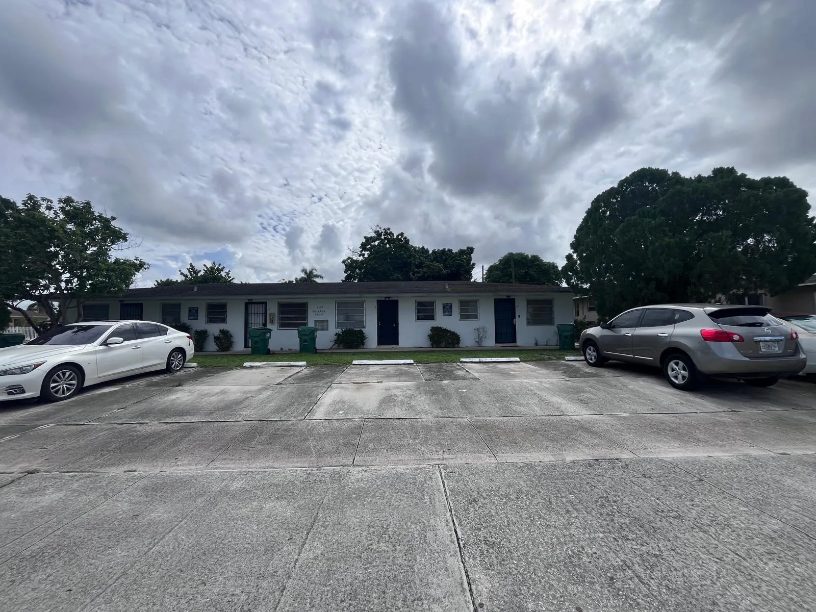 598 Douglas Rd, #3