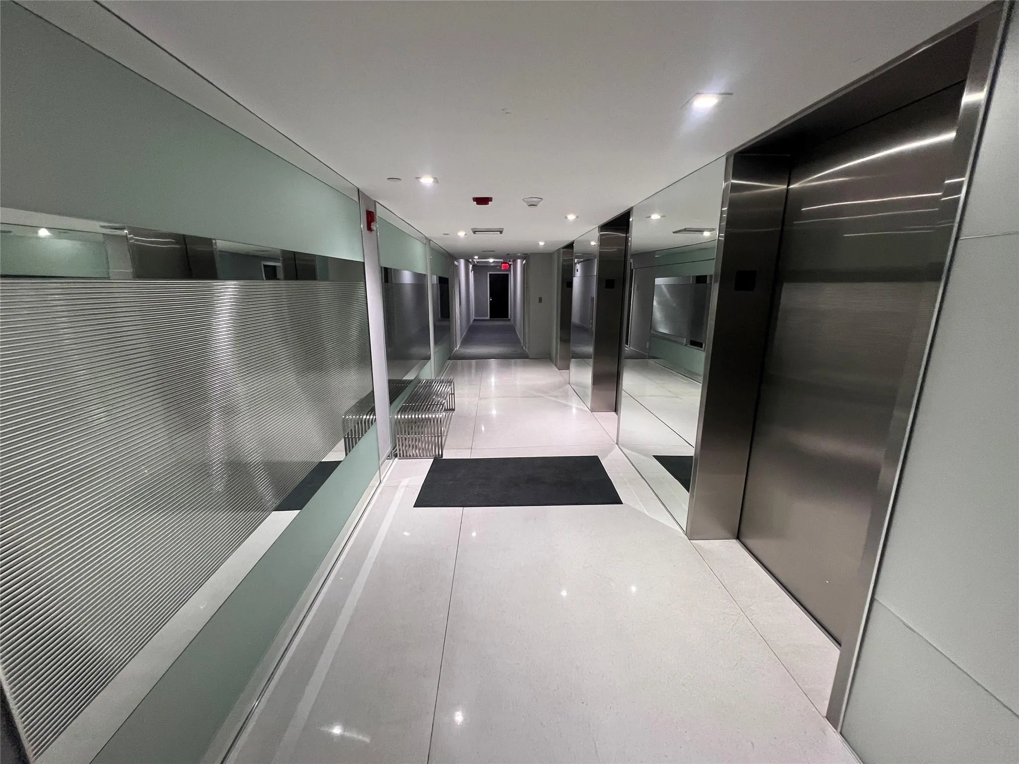 20335 W Country Club Dr, #1101