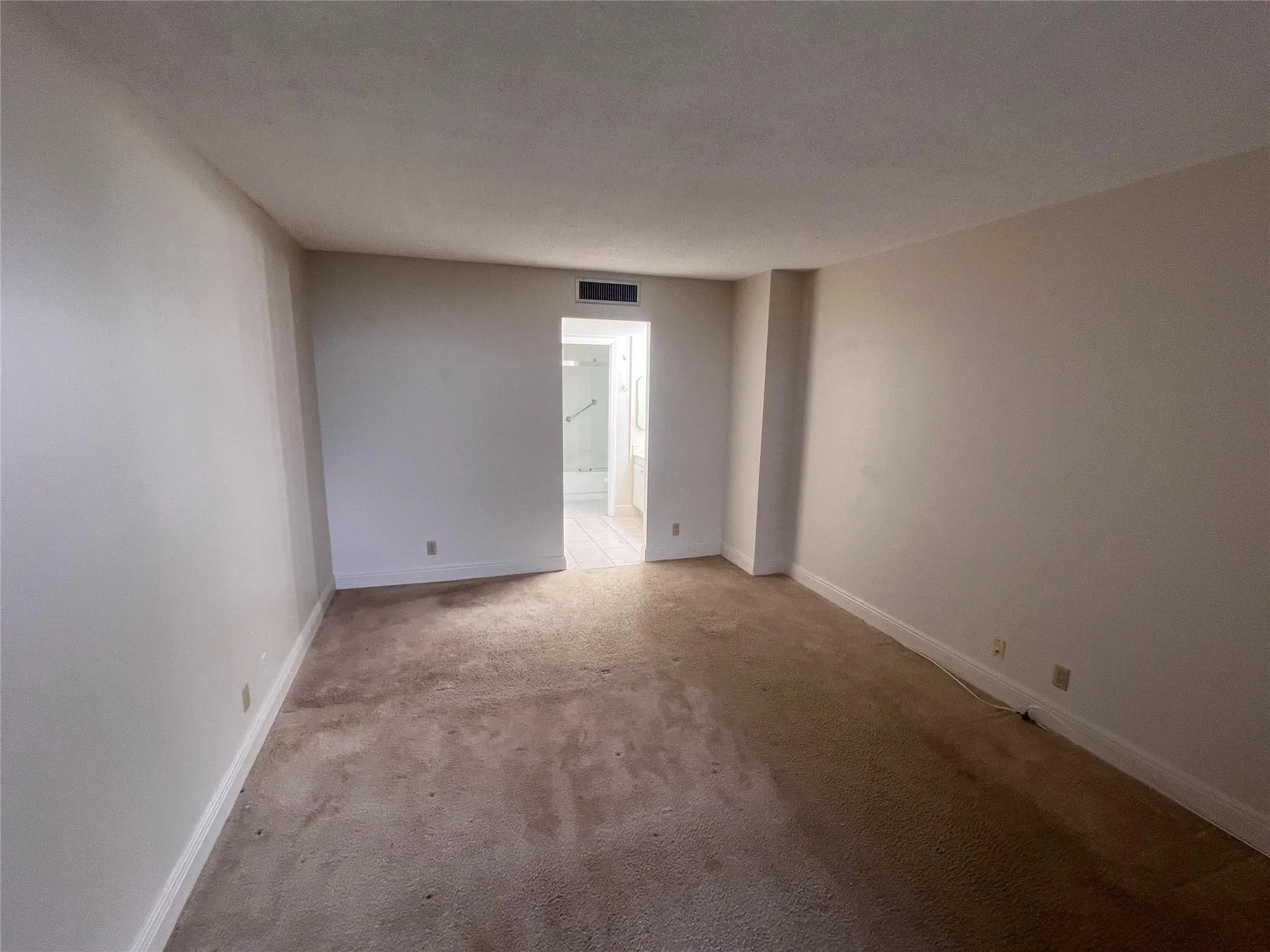 20335 W Country Club Dr, #1101