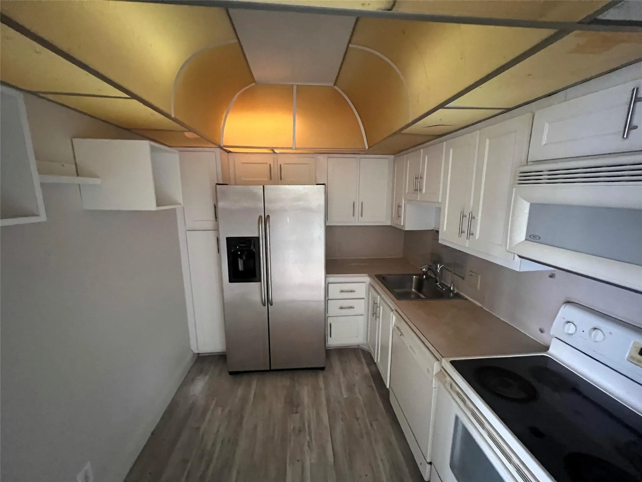 20335 W Country Club Dr, #1101