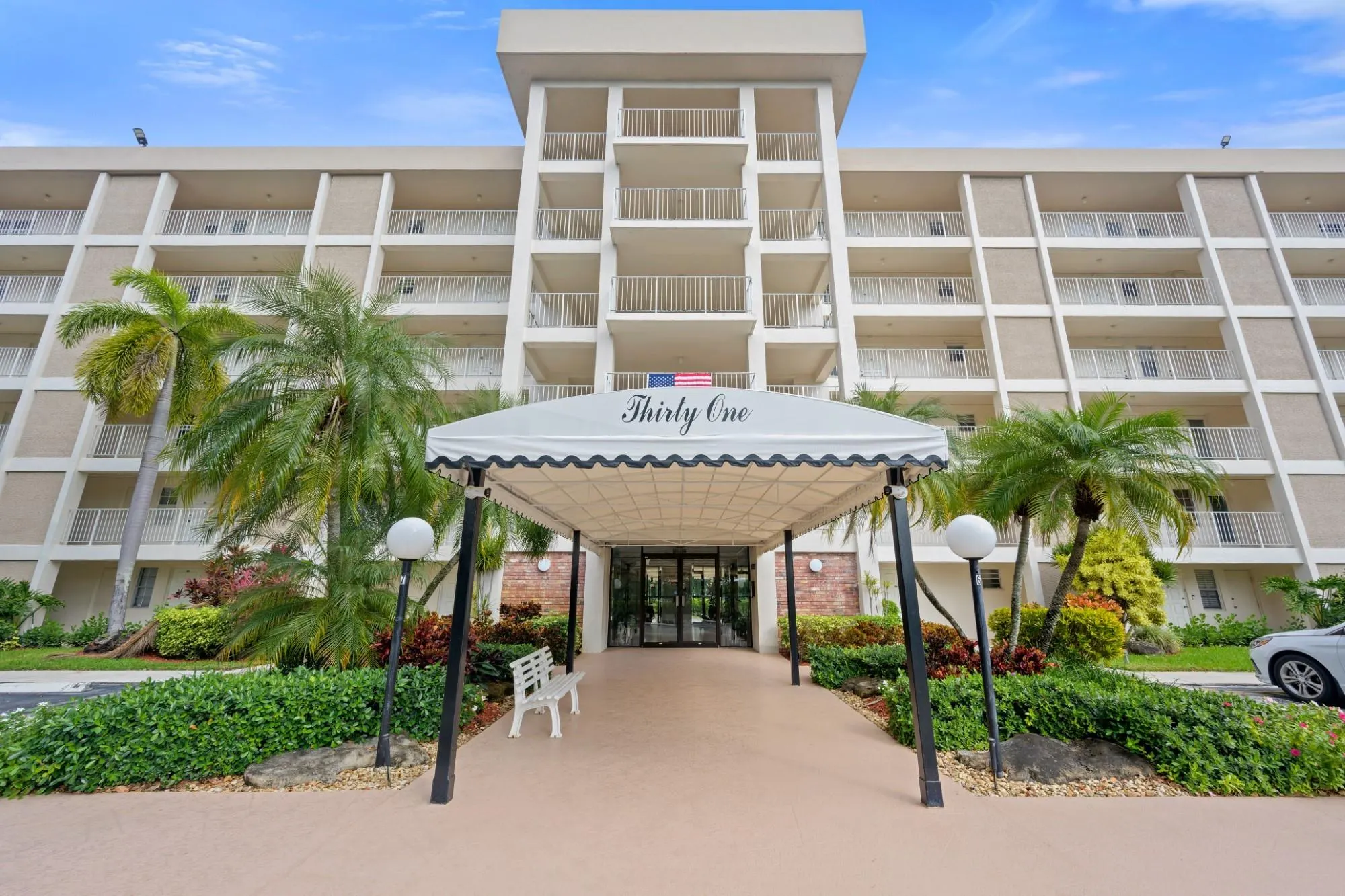 2901 S Palm Aire Dr, #502