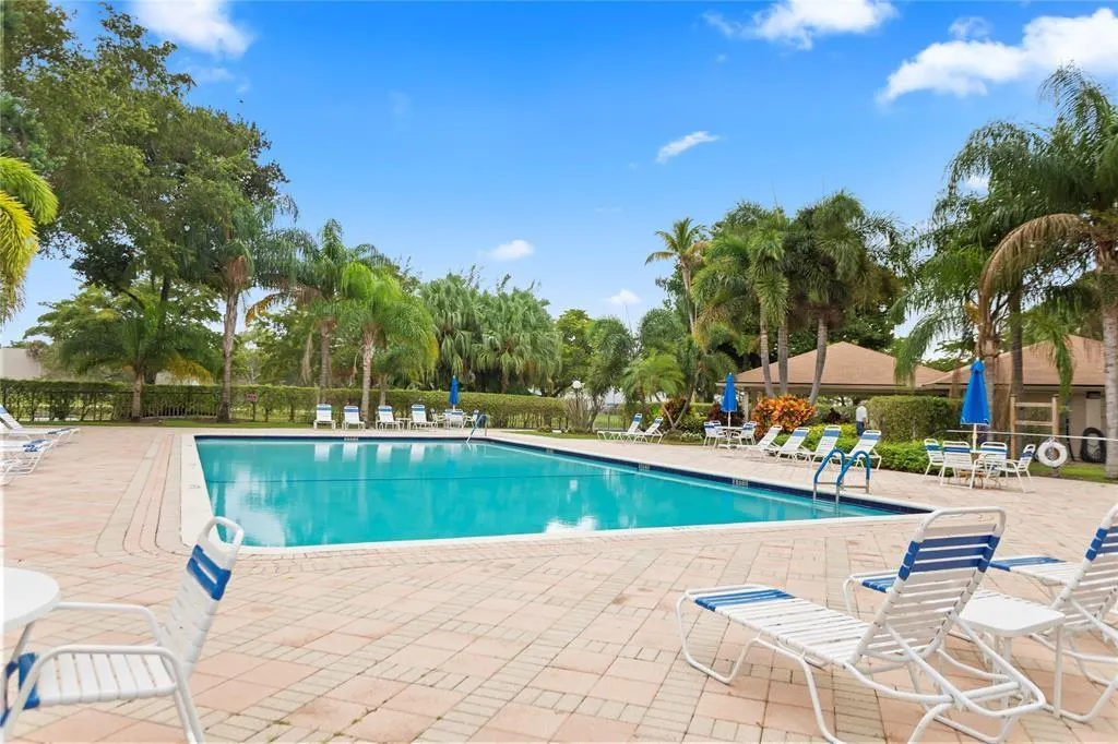 2901 S Palm Aire Dr, #502