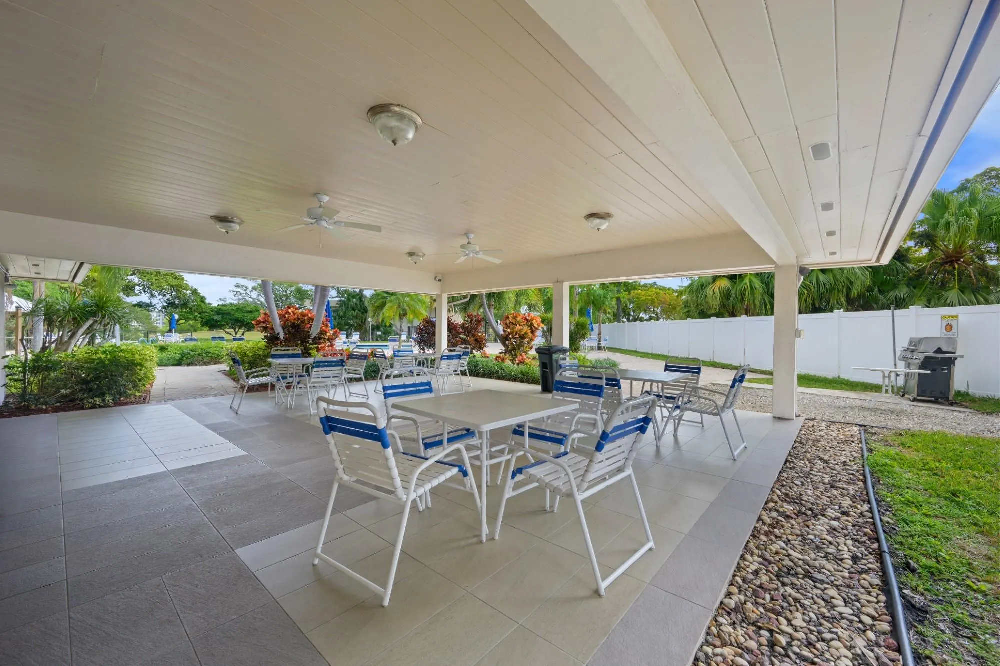 2901 S Palm Aire Dr, #502