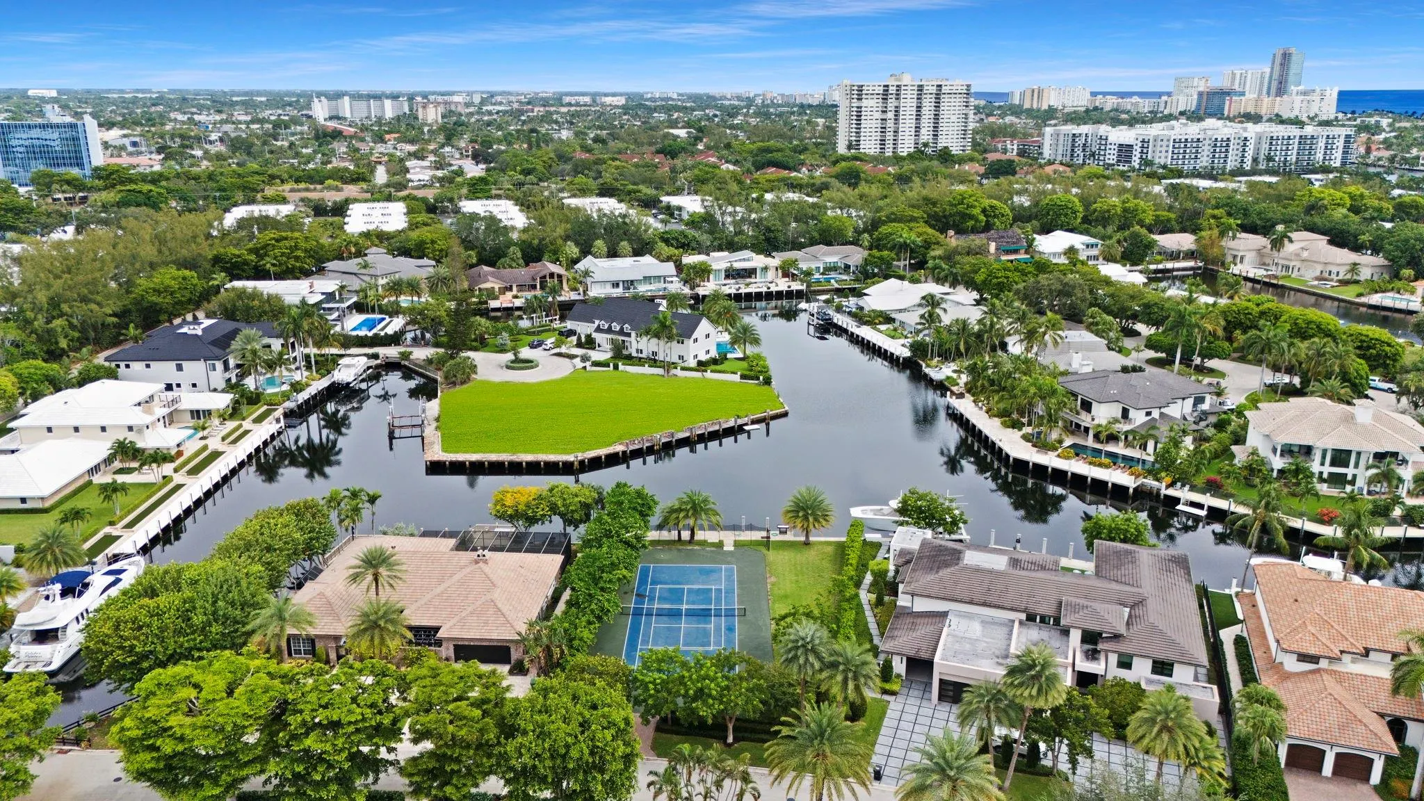 11 Compass Isle