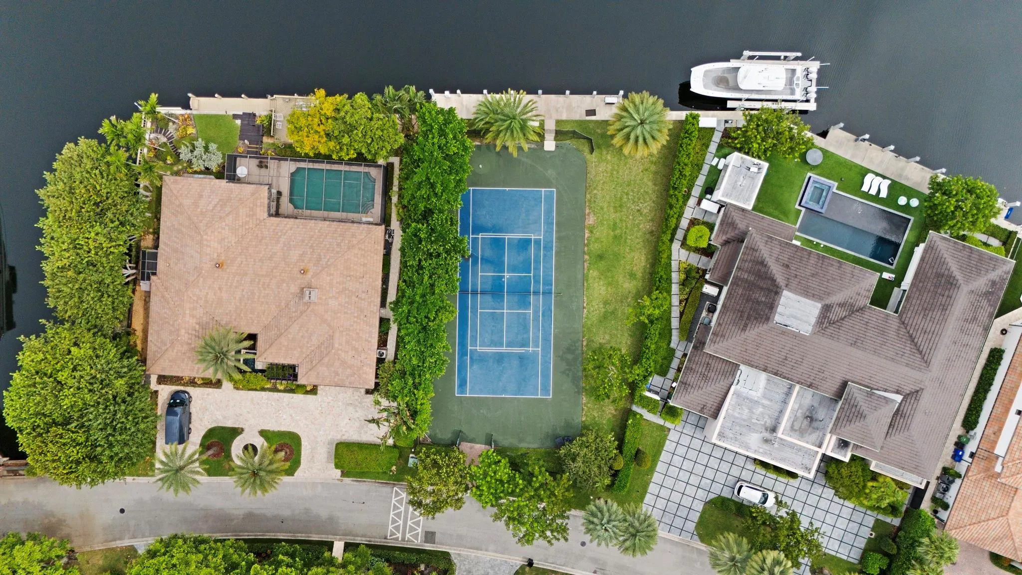 11 Compass Isle