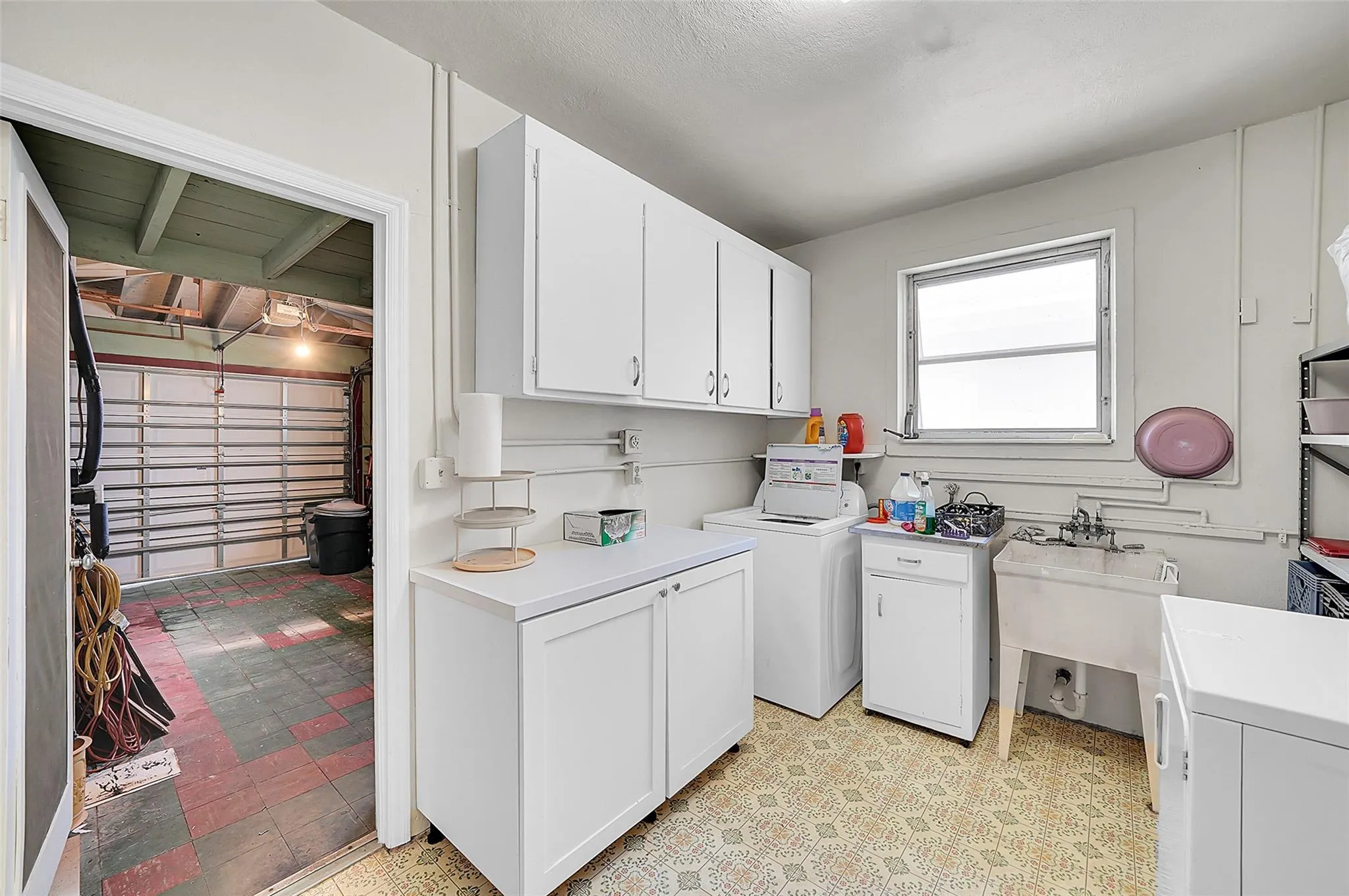917 N 17th Ave