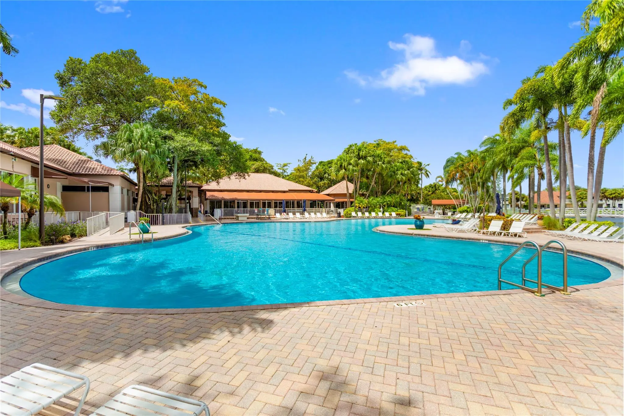 10201 Via Hibiscus, #1
