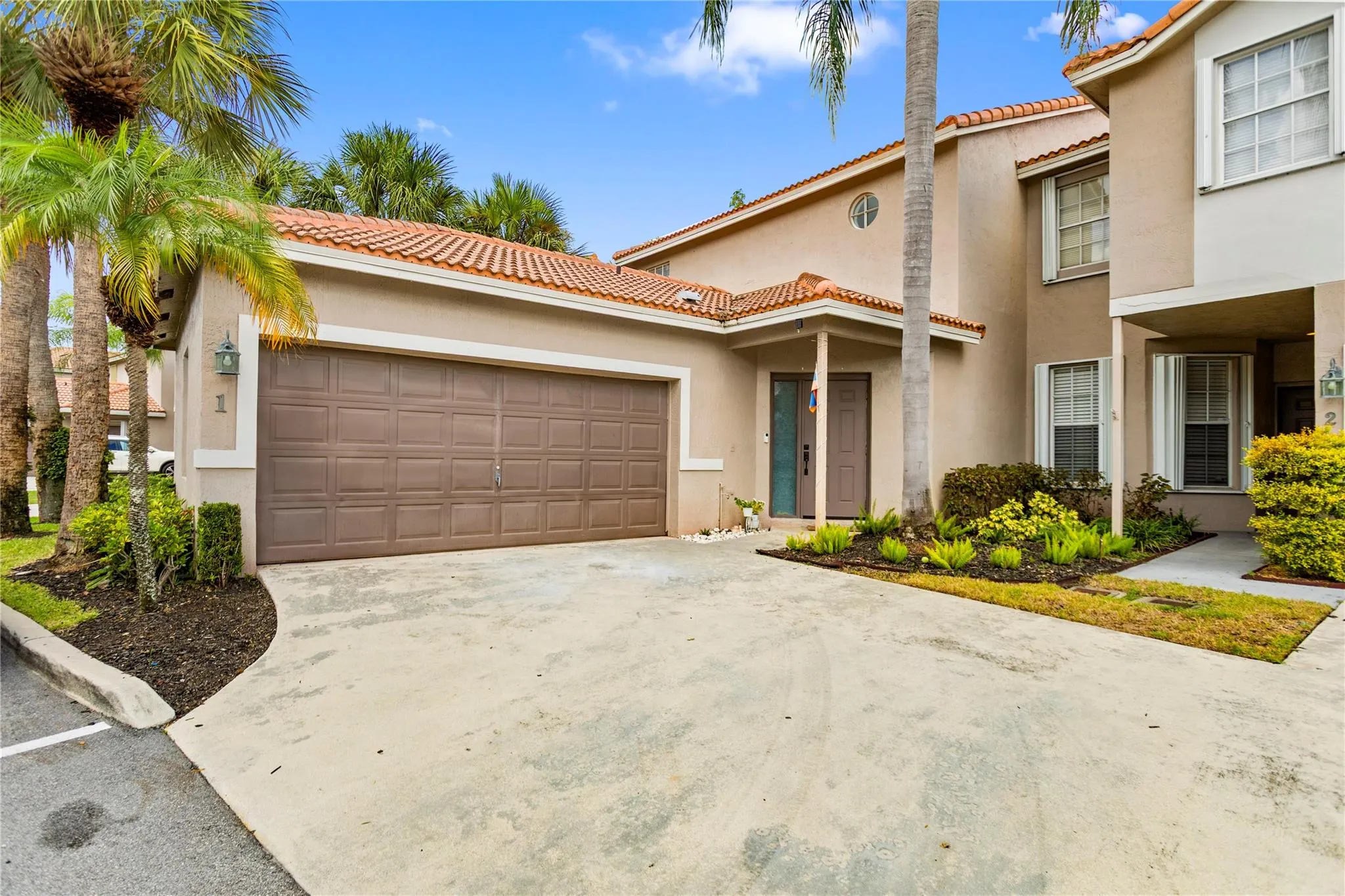 10201 Via Hibiscus, #1