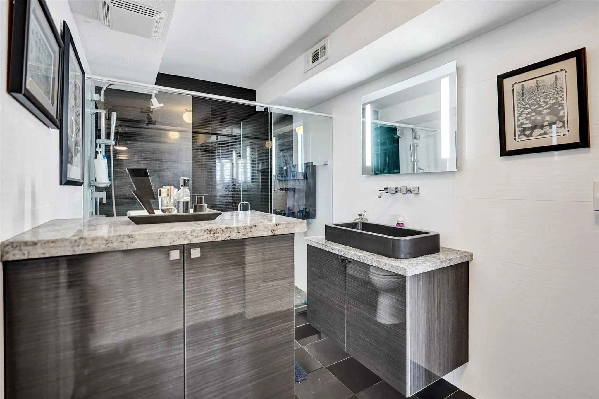 13 Royal Palm Way, #5050
