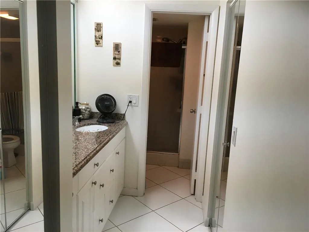 2059 SW 15TH ST, #225