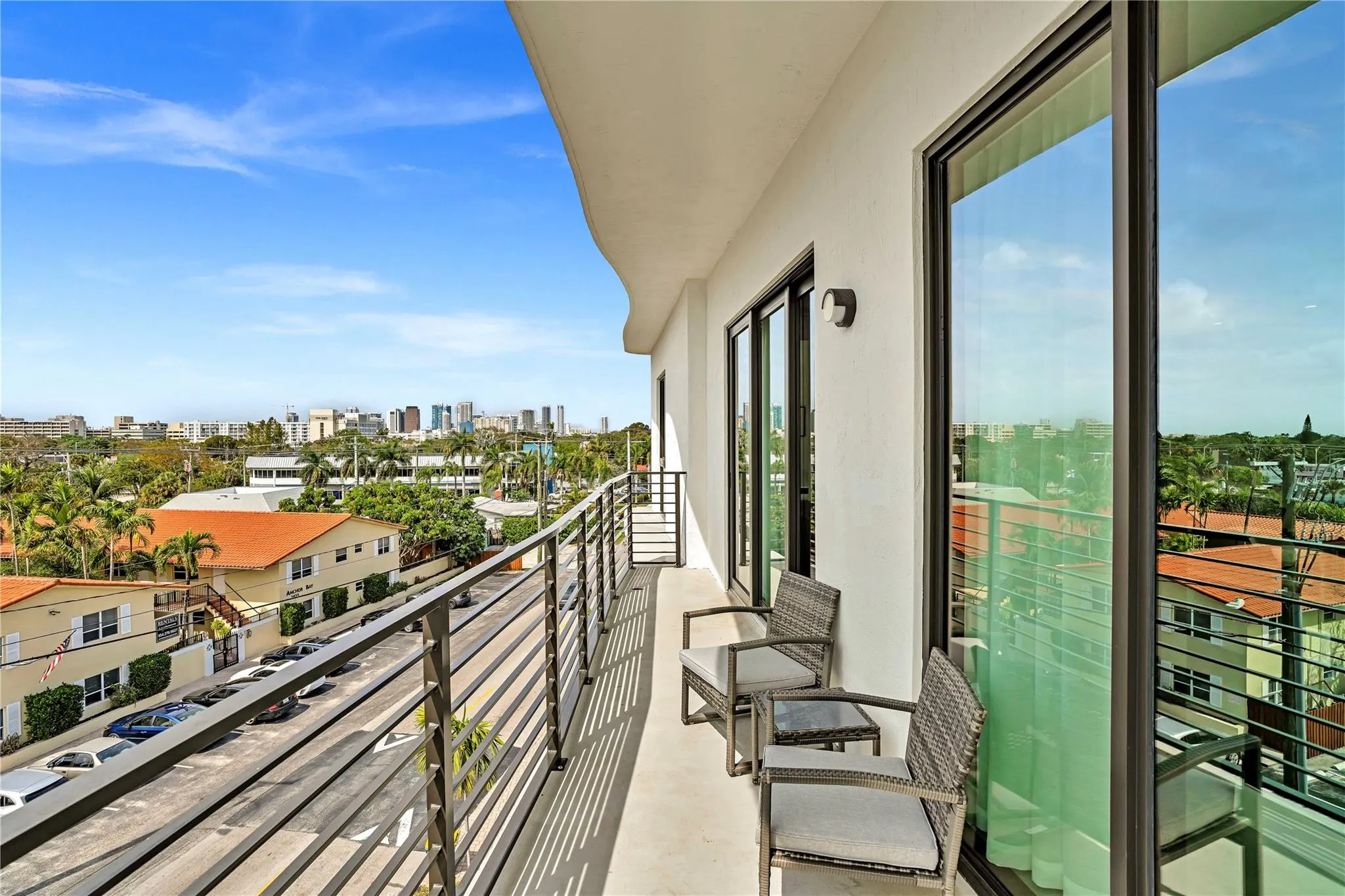 2100 Miami Rd, #301