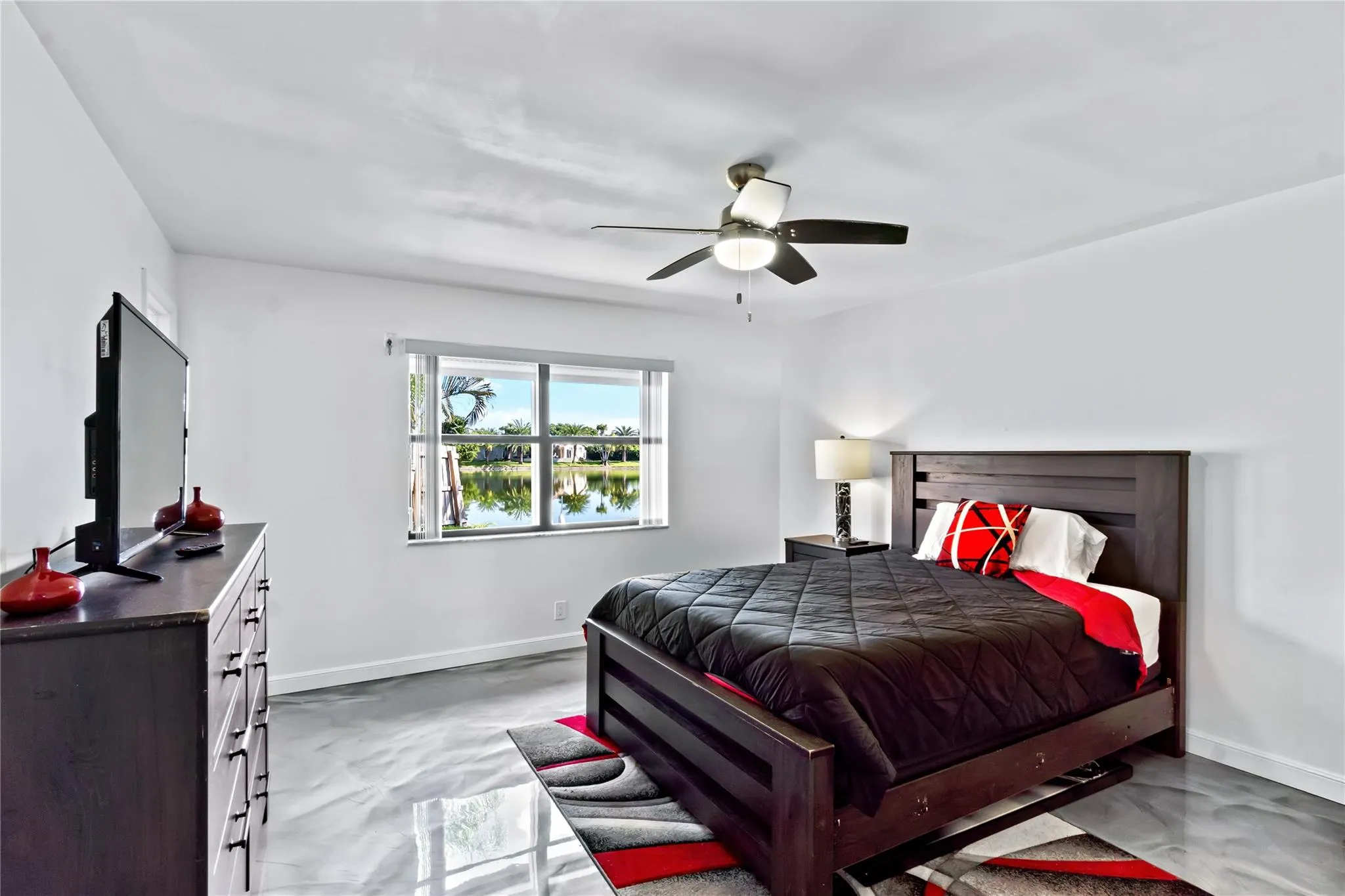 1921 NW 40th Ct
