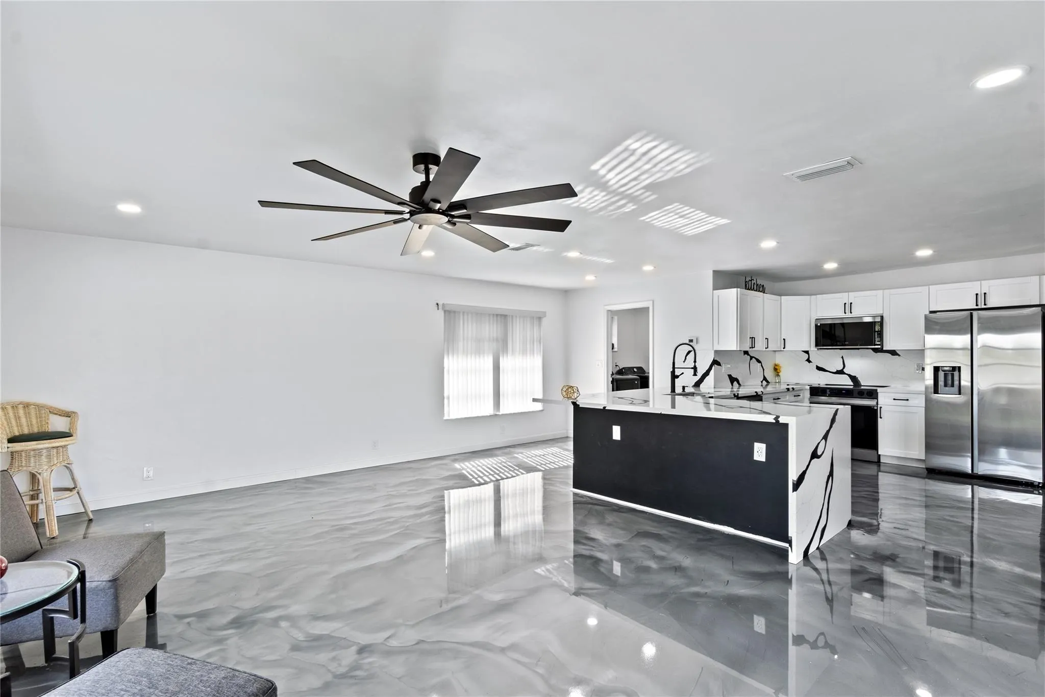 1921 NW 40th Ct