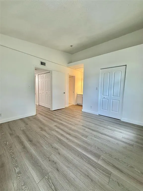741 Lyons Rd, #17207