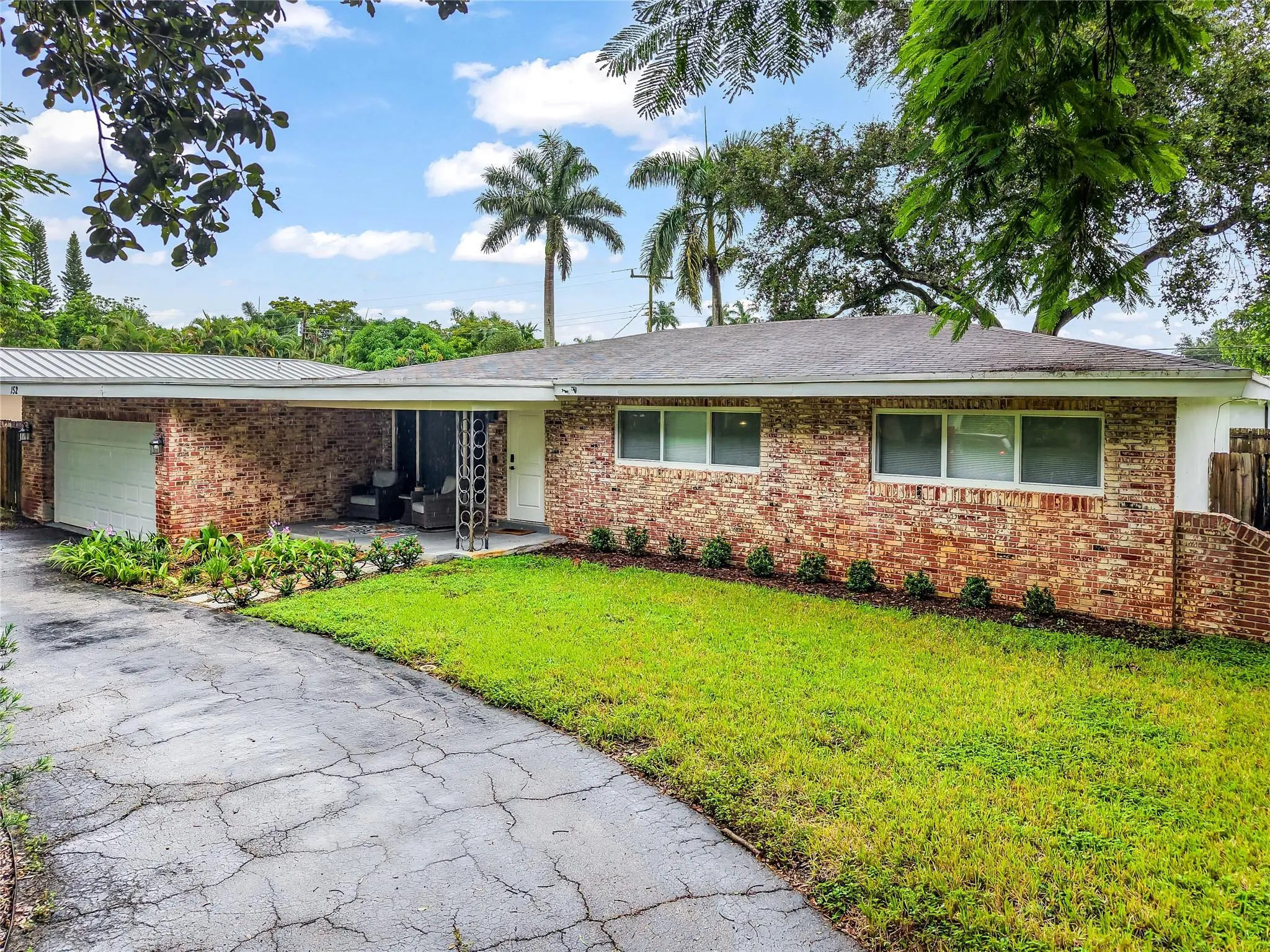 152 SW 59th Ave