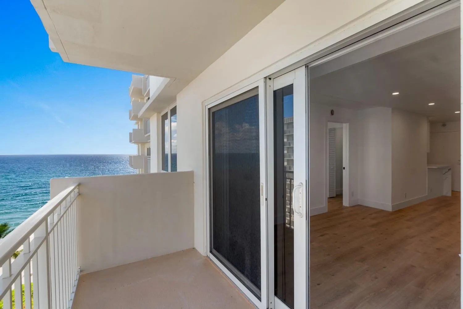 3221 S Ocean Blvd, #806
