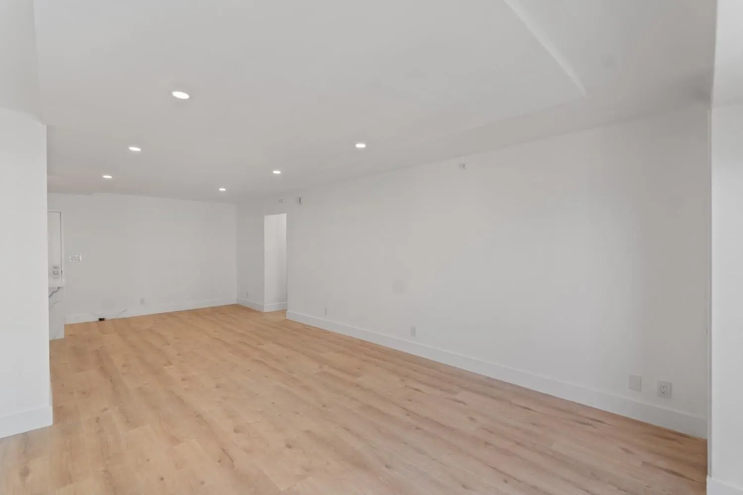 3221 S Ocean Blvd, #806
