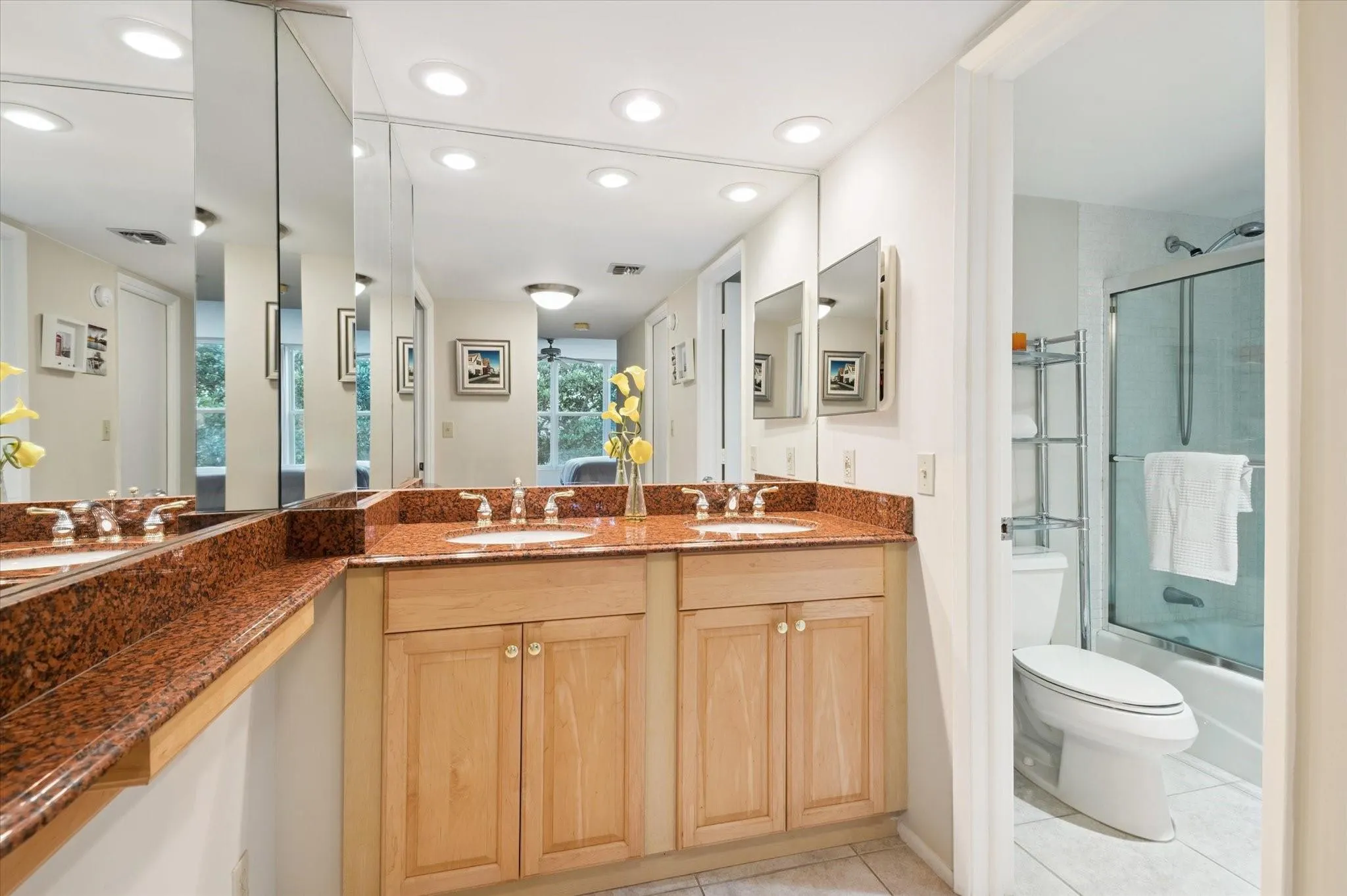 3900 Oaks Clubhouse Dr, #409