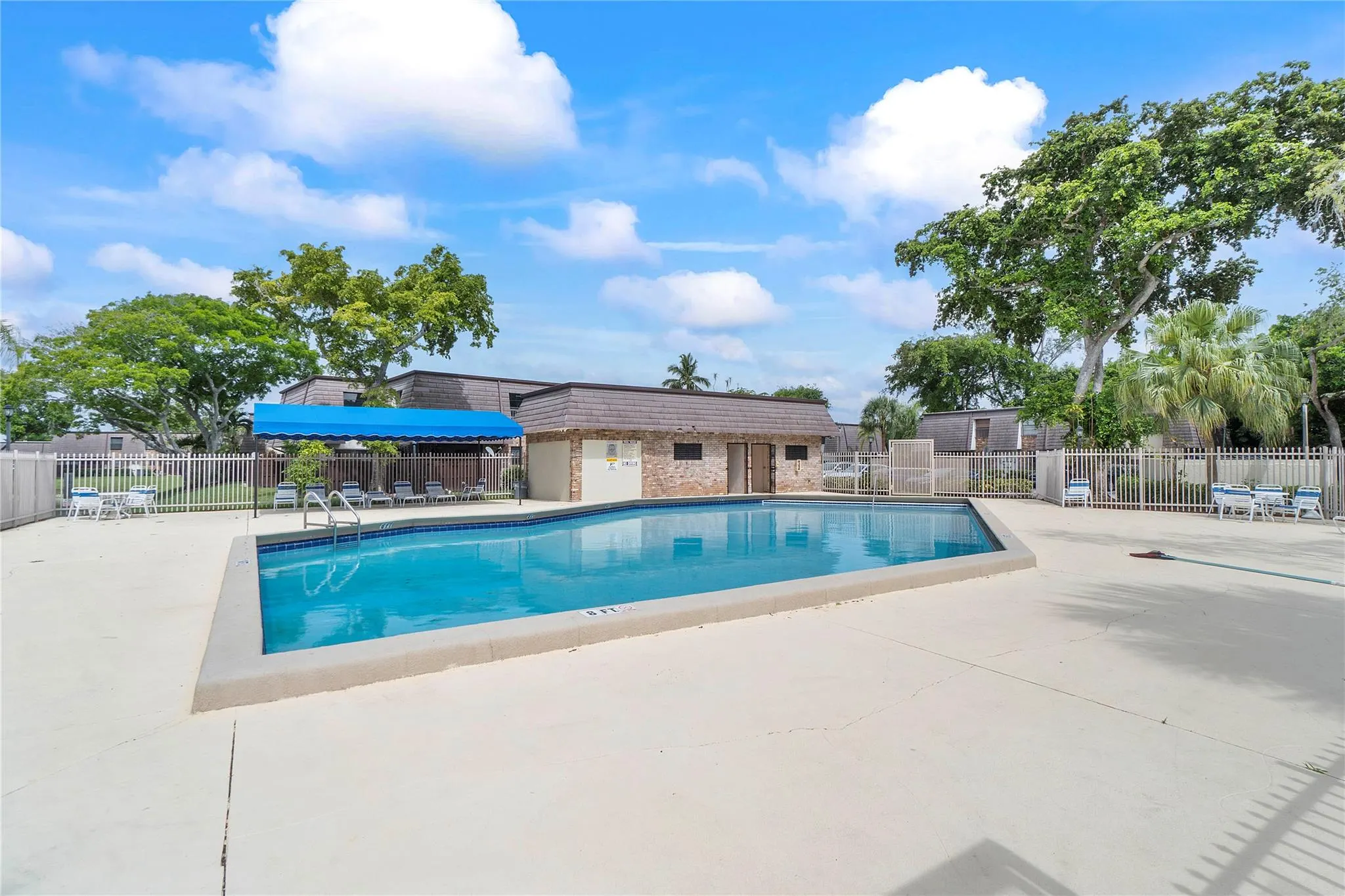 2515 NW 99th Ave