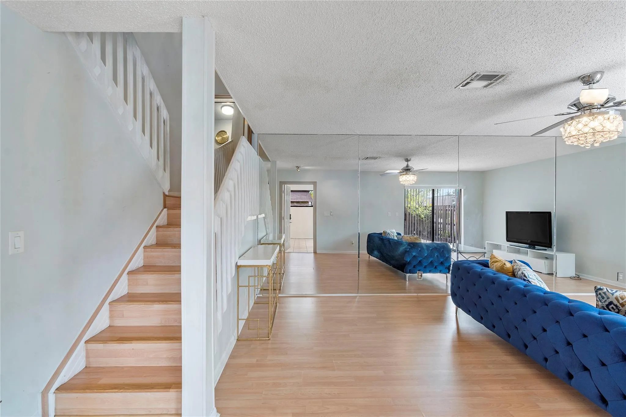 2515 NW 99th Ave