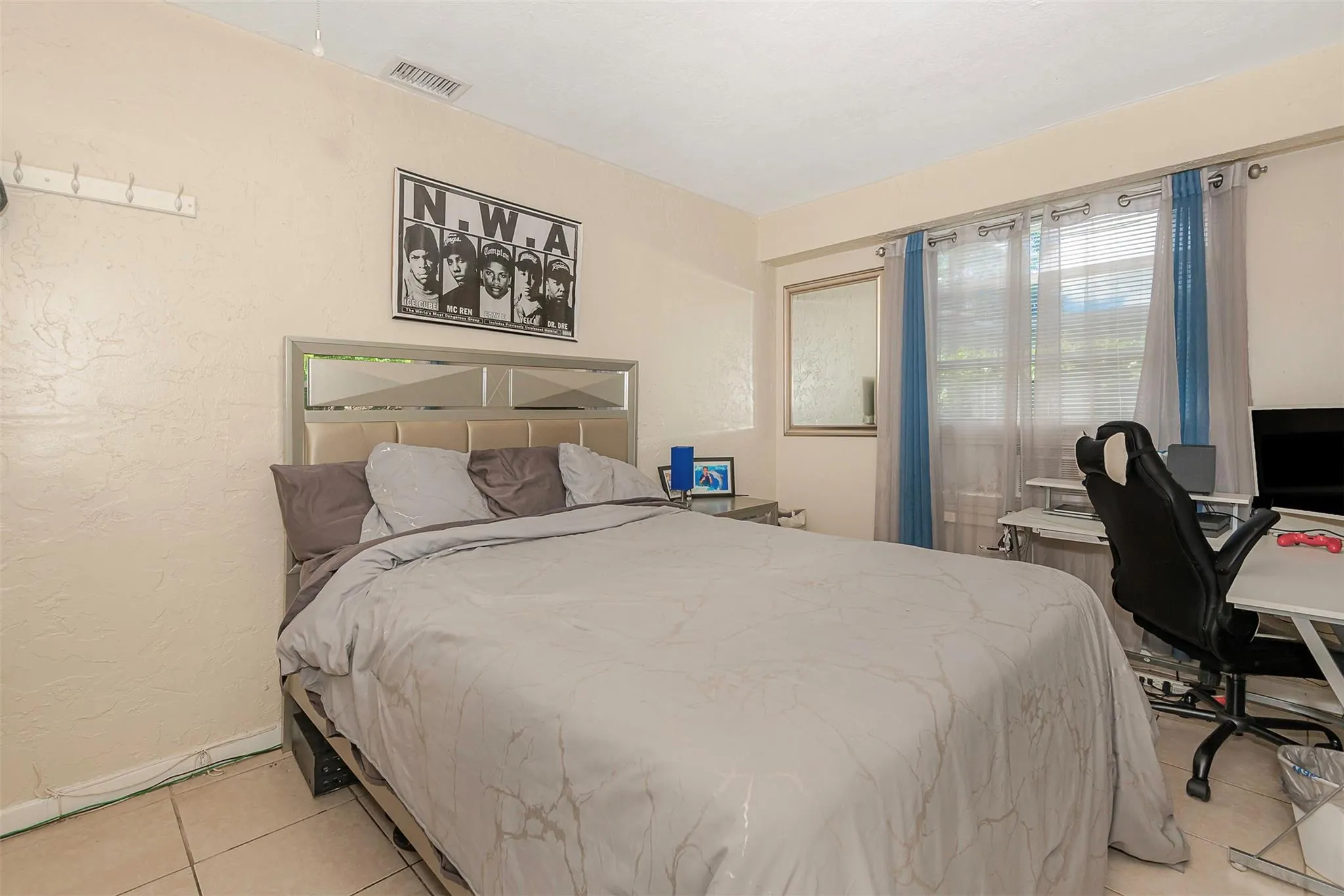 3660 NW 80TH AVE.