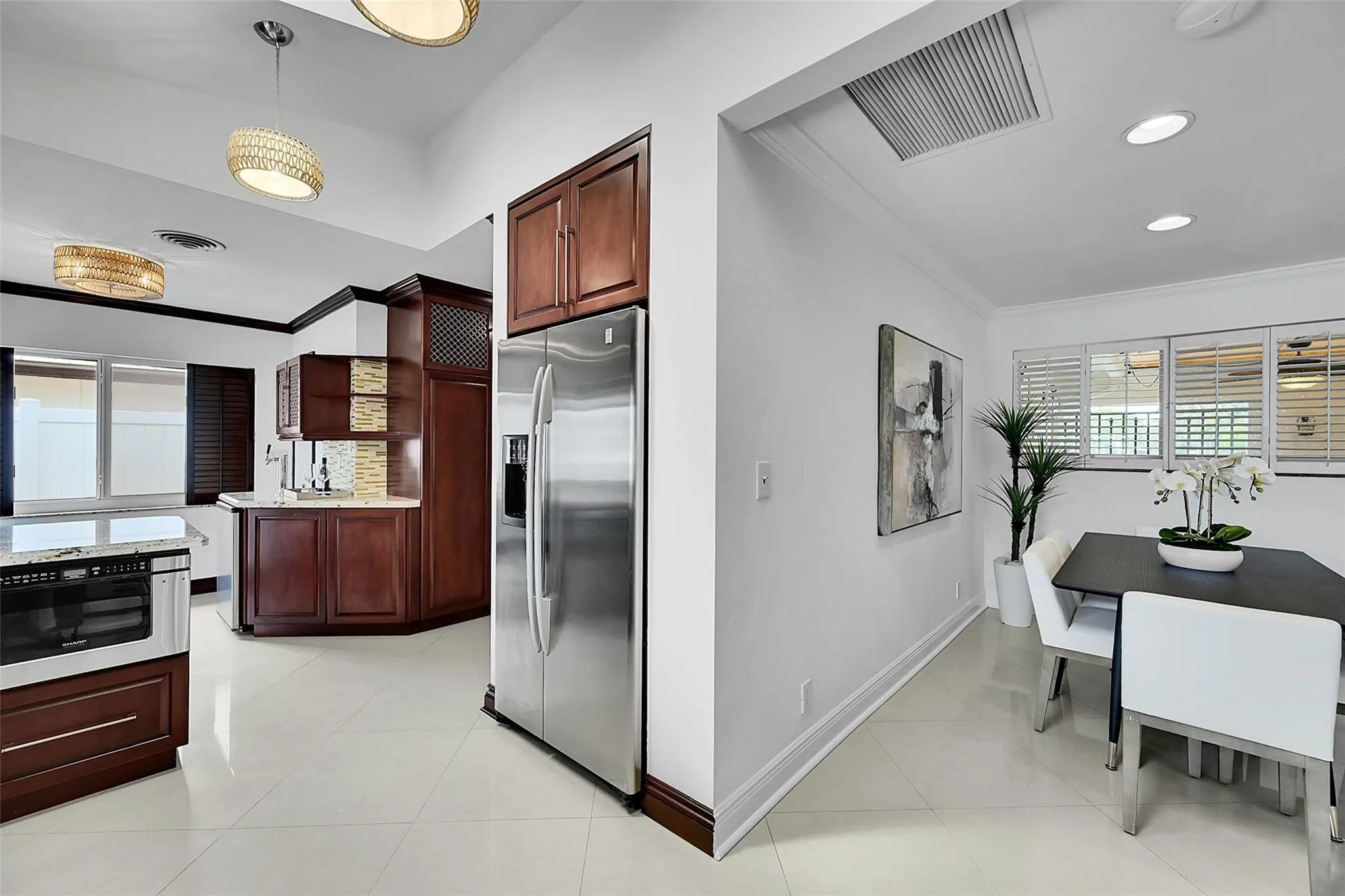 800 SE 3rd Ter