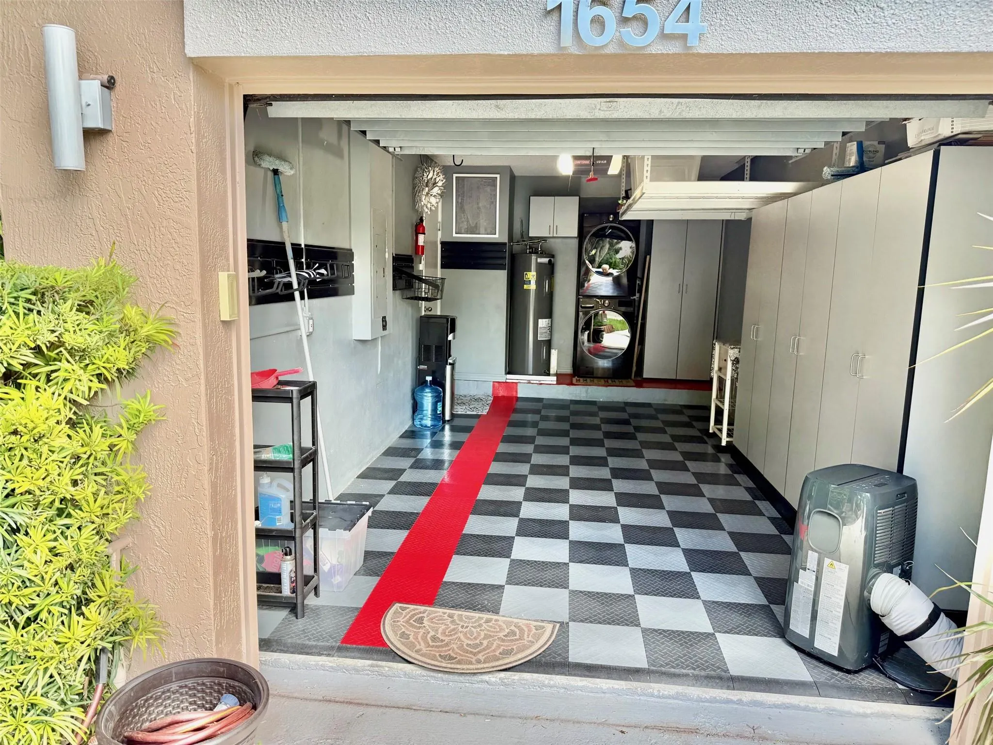 1654 SW 109th Ter