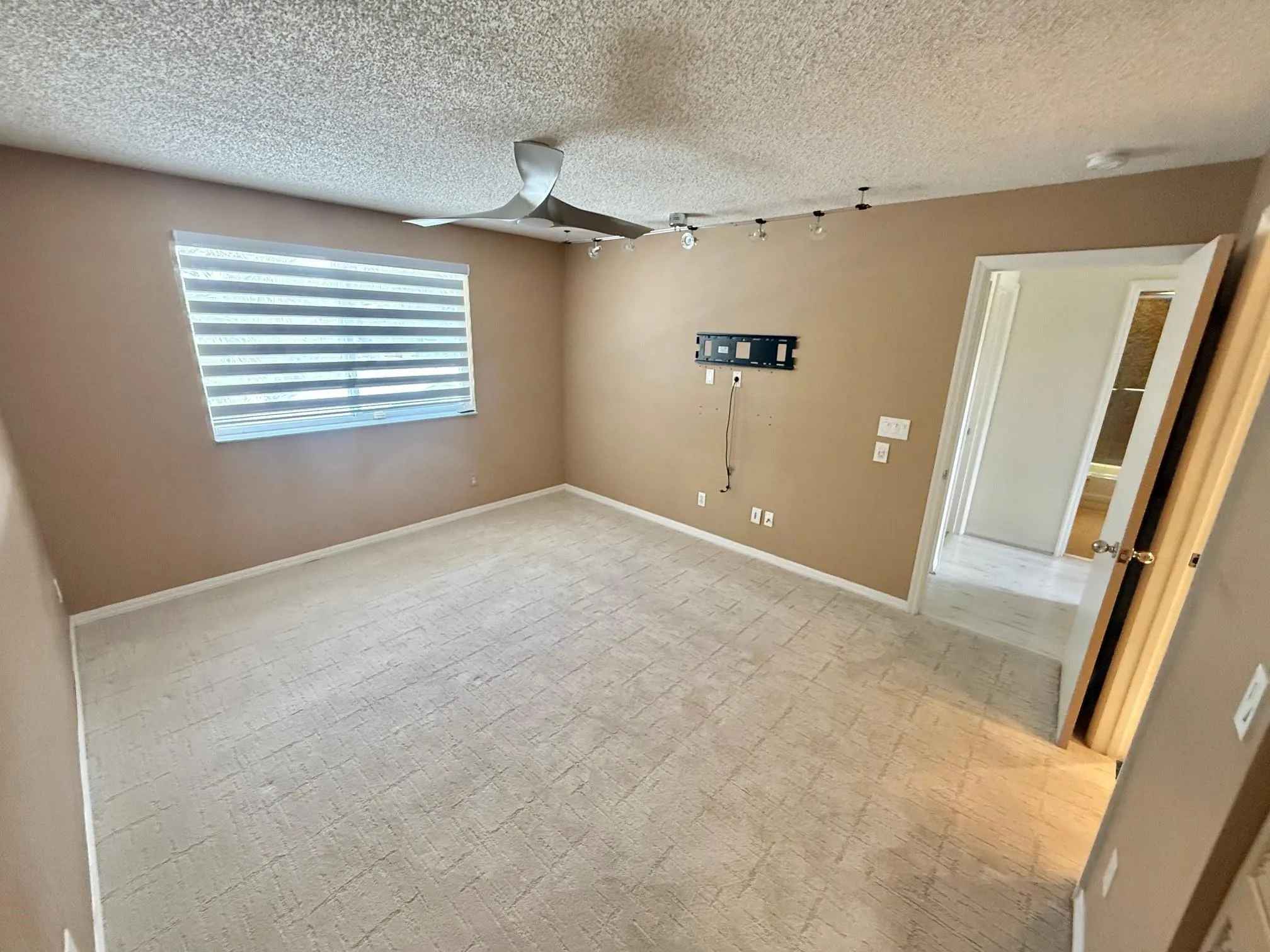 1654 SW 109th Ter