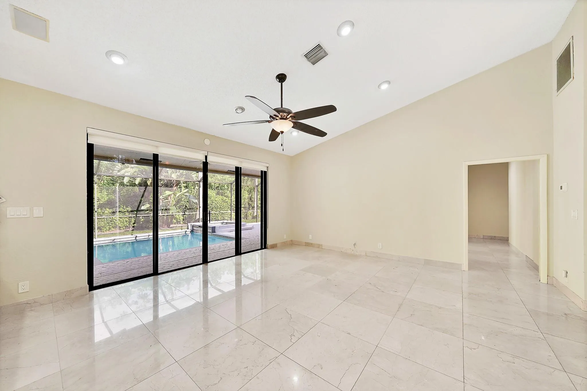 645 NW 102nd Ave