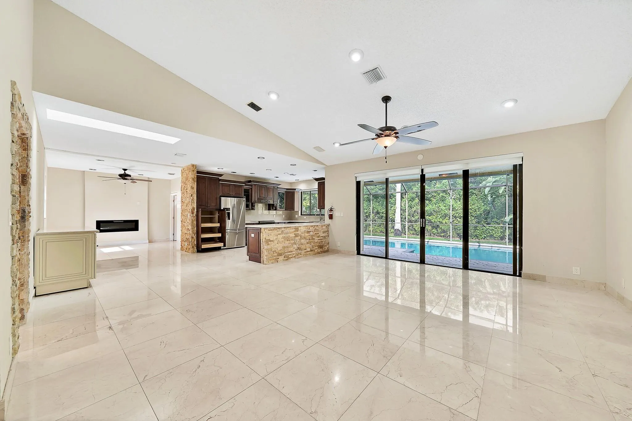 645 NW 102nd Ave