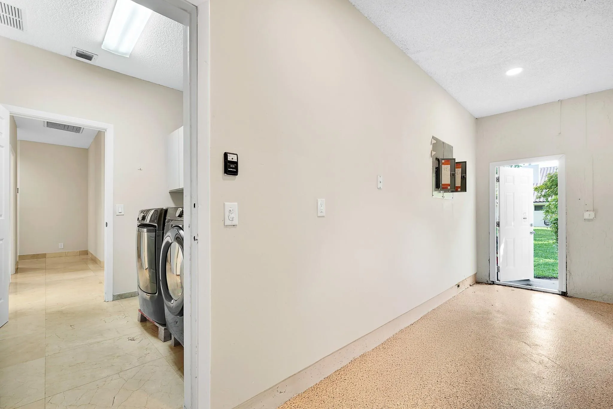 645 NW 102nd Ave