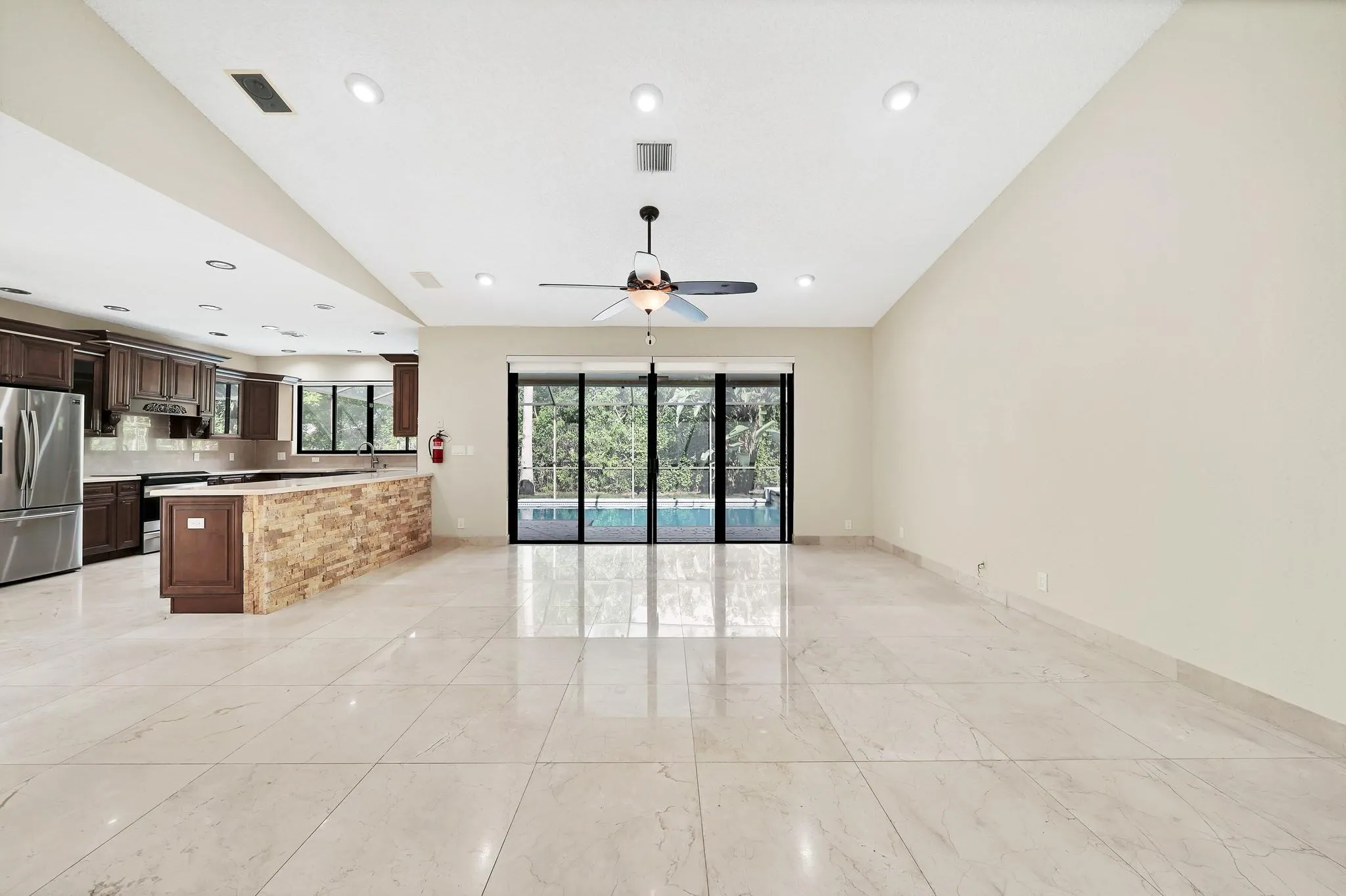 645 NW 102nd Ave