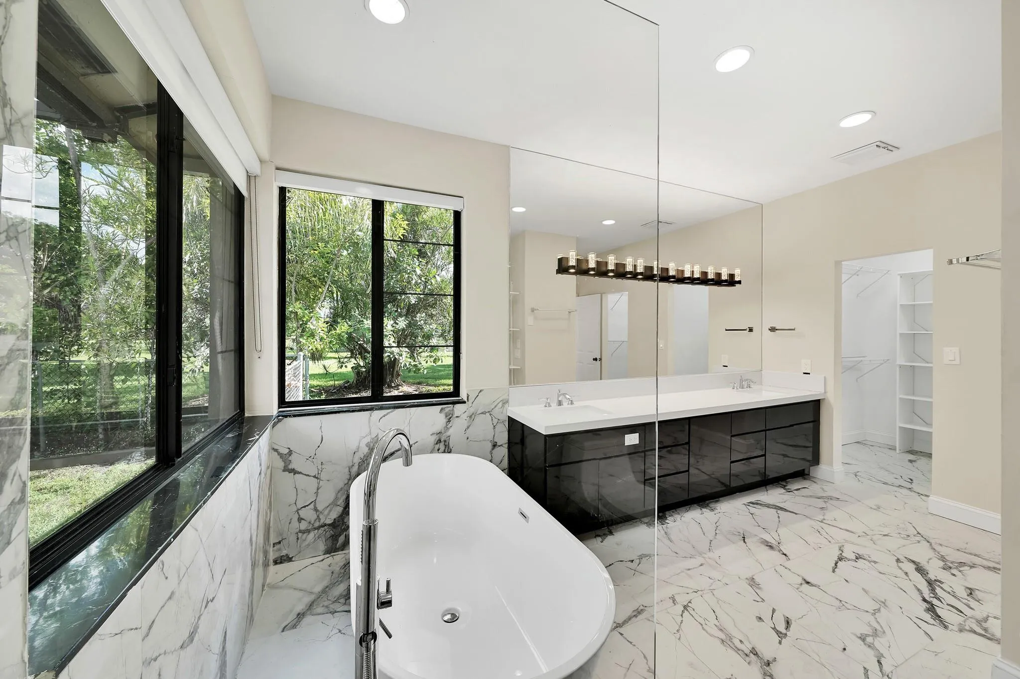 645 NW 102nd Ave