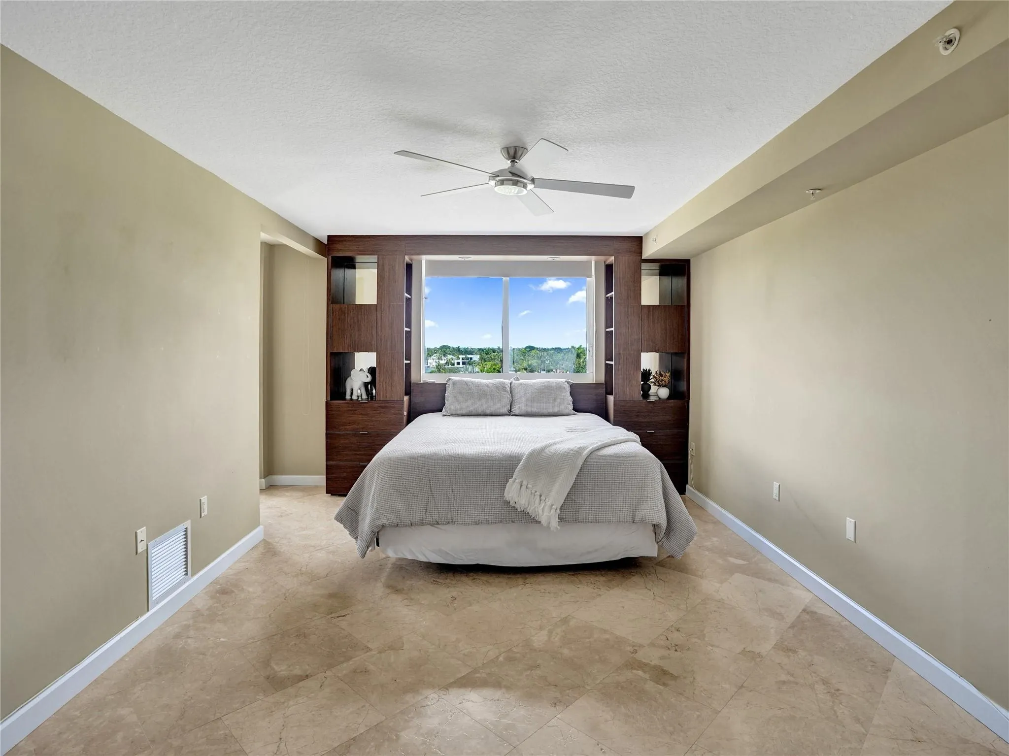 2001 N Ocean Blvd, #502